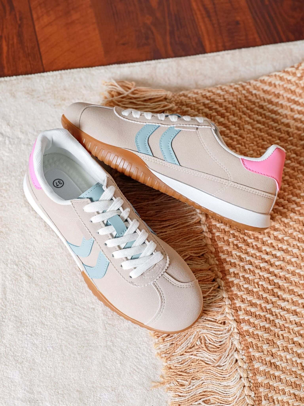 Belle Trainers