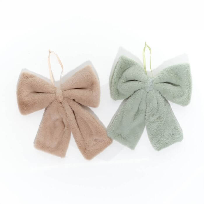 Evergreen Faux Fur 2 Asstd Large Hanging Bow