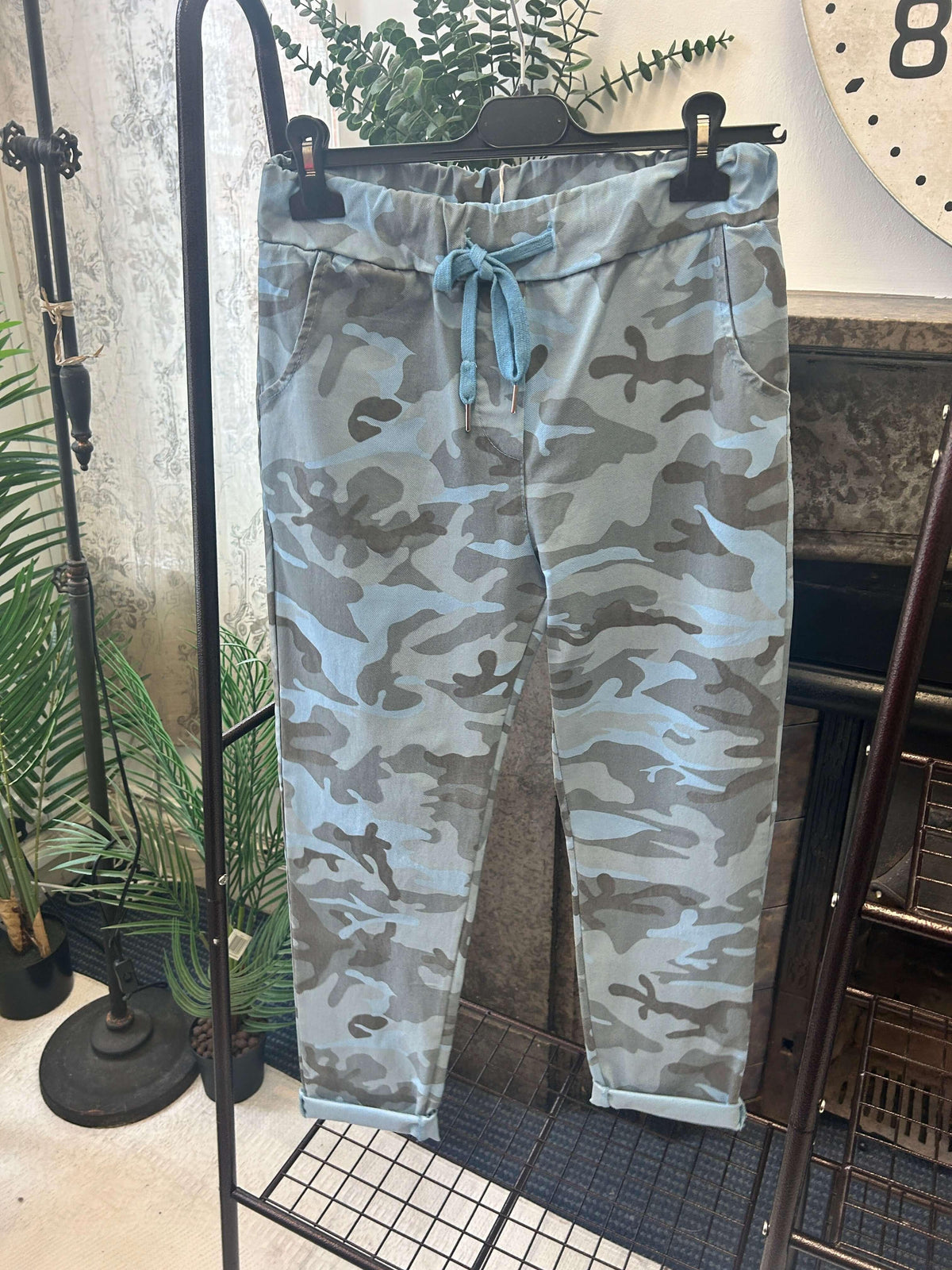Hannah Camo Magic Jogger