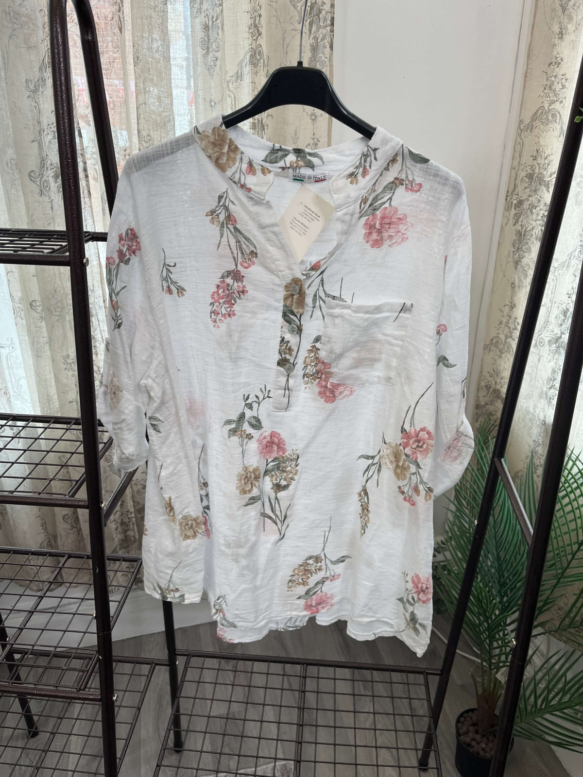 Luisa 3 Button Blouse - Vintage Floral