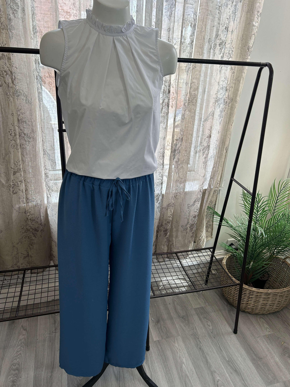 Elegant Wide Leg Palazzo Trousers