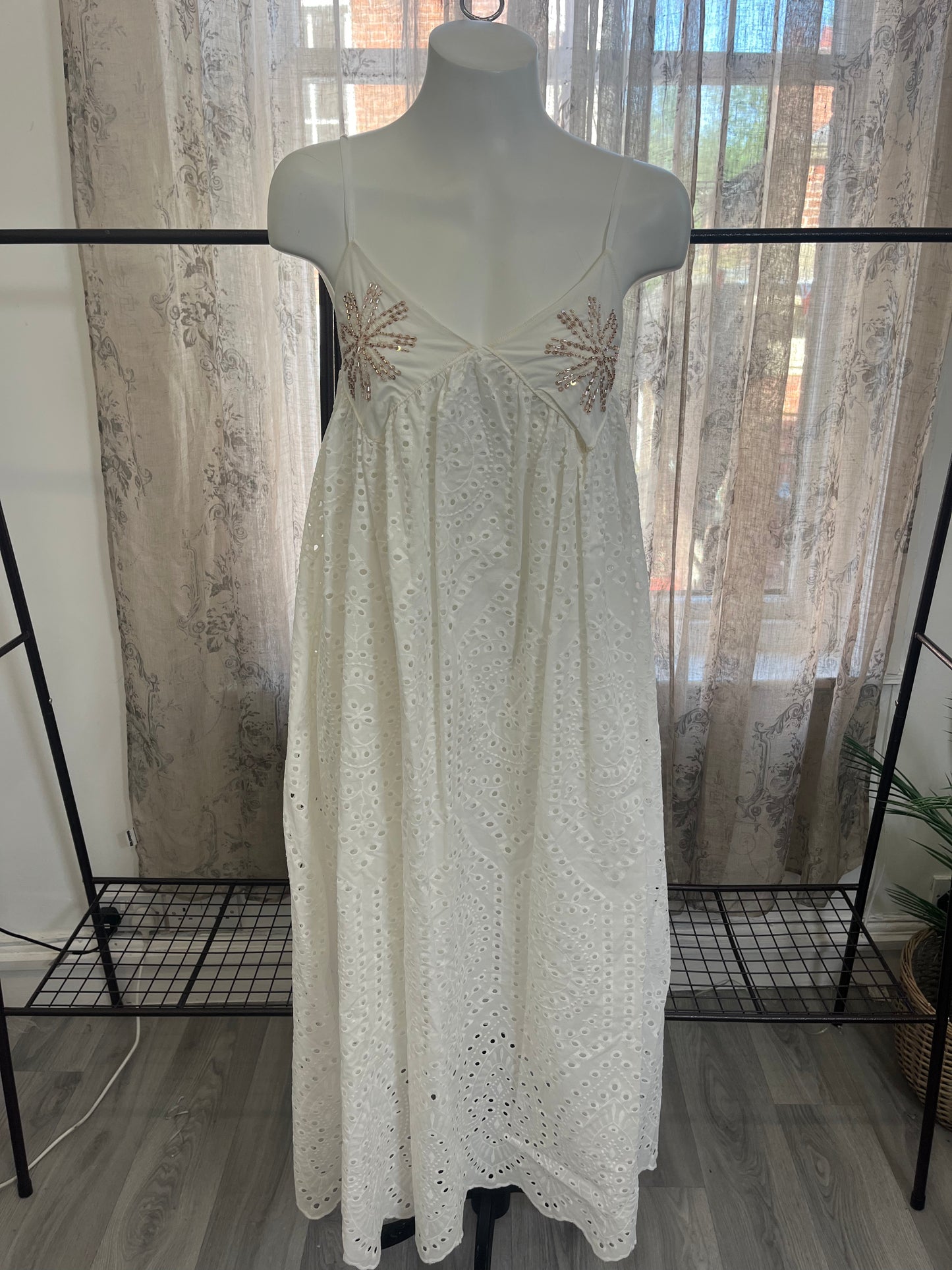 Embroidered Detail Broderie Anglaise Maxi Dress