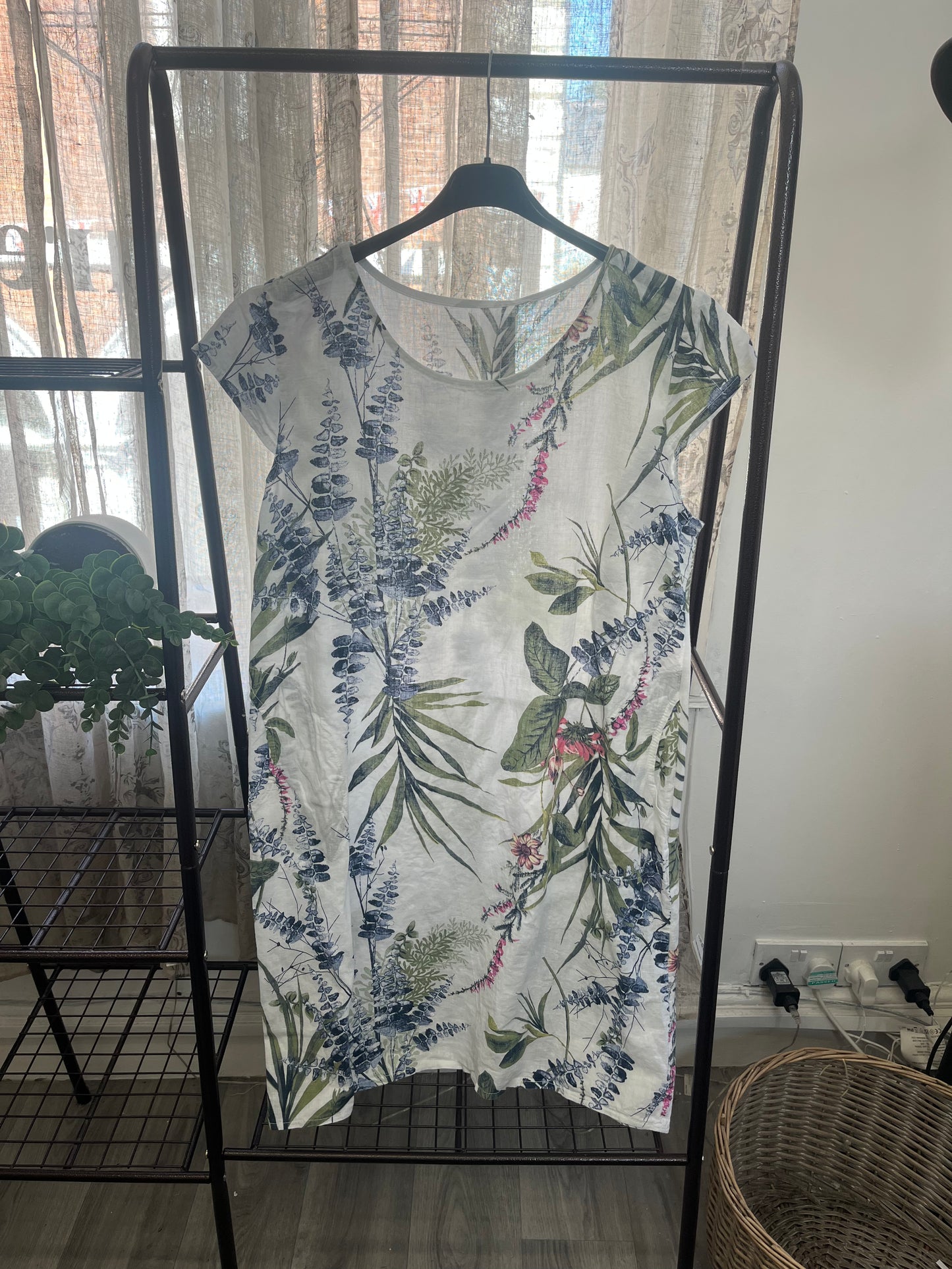 Floral Side Panel Shift Dress