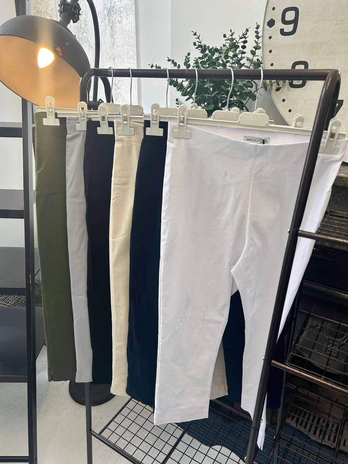 Yvette darted seamless Capri Pants