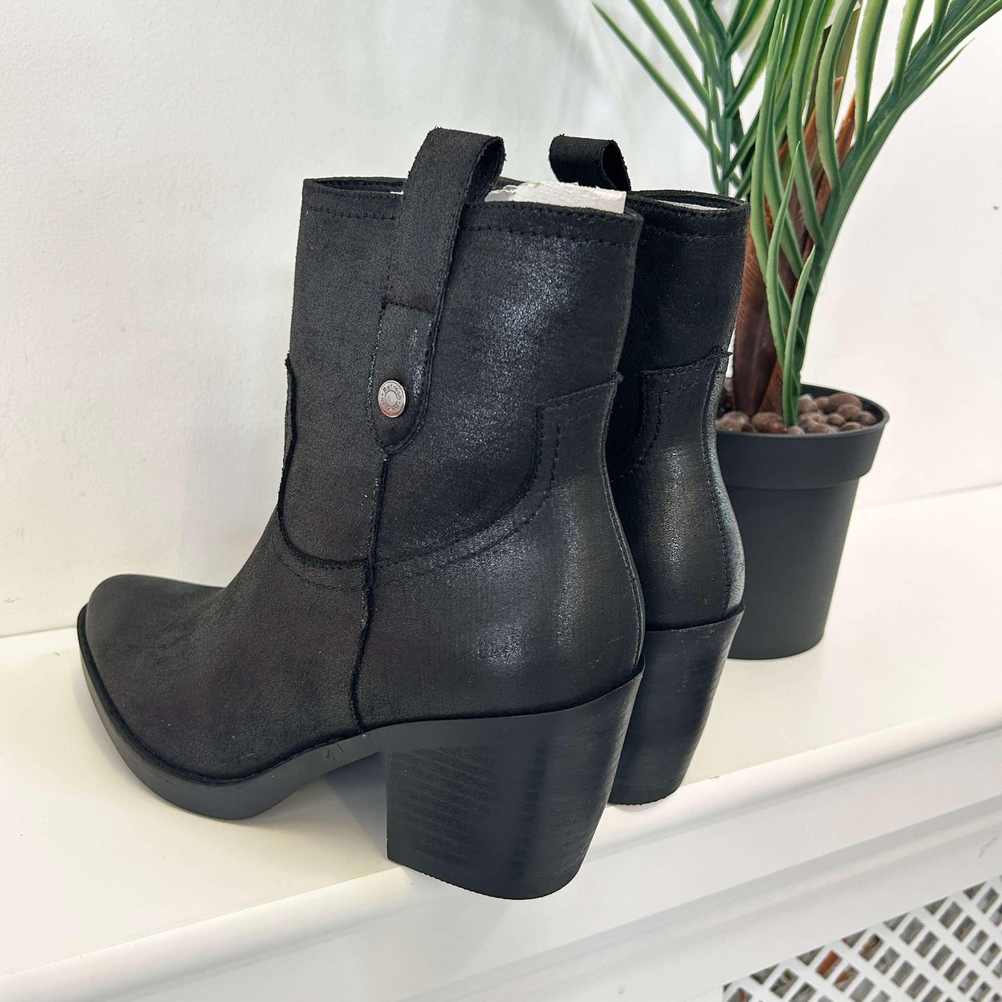 Refresh Black Pearlescent Cuban Cowboy Boots