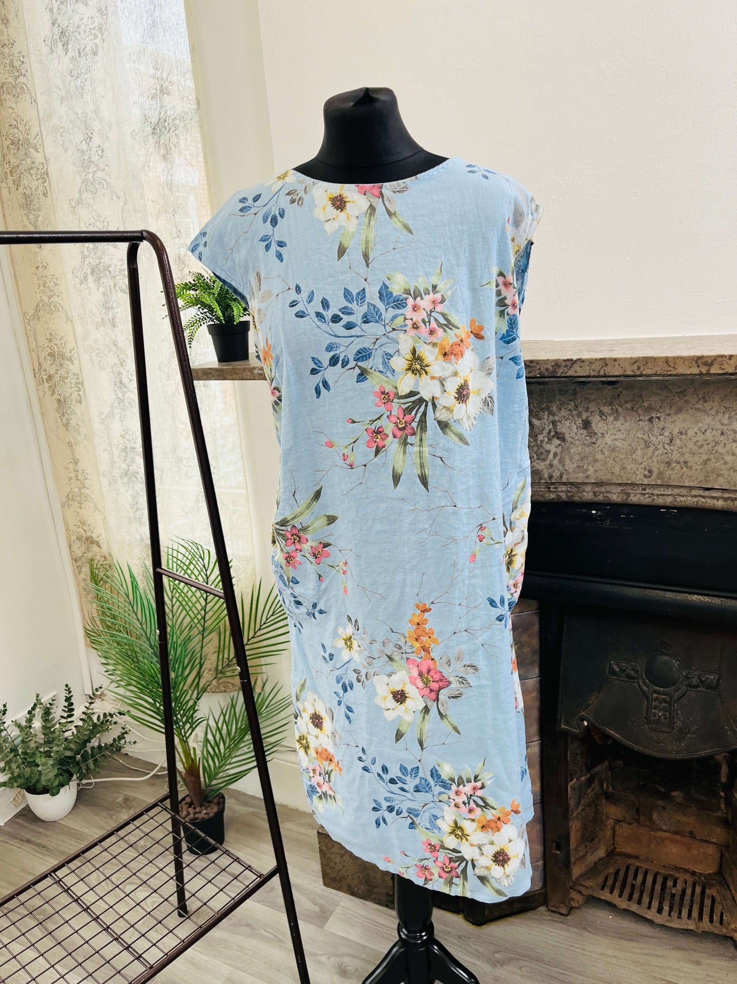 Carys Floral Knee Length Dress