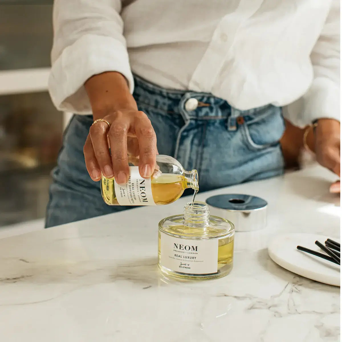 Neom Organics De-Stress Room Diffuser Refill