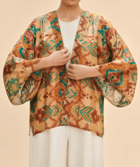 Powder Design Kimono Jacket - Warm Cream Ikat