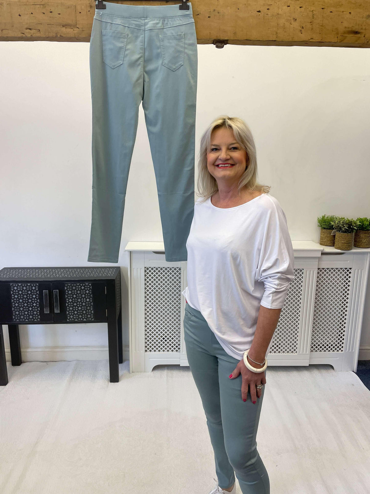 Phillipa Two Pocket Magic Jegging