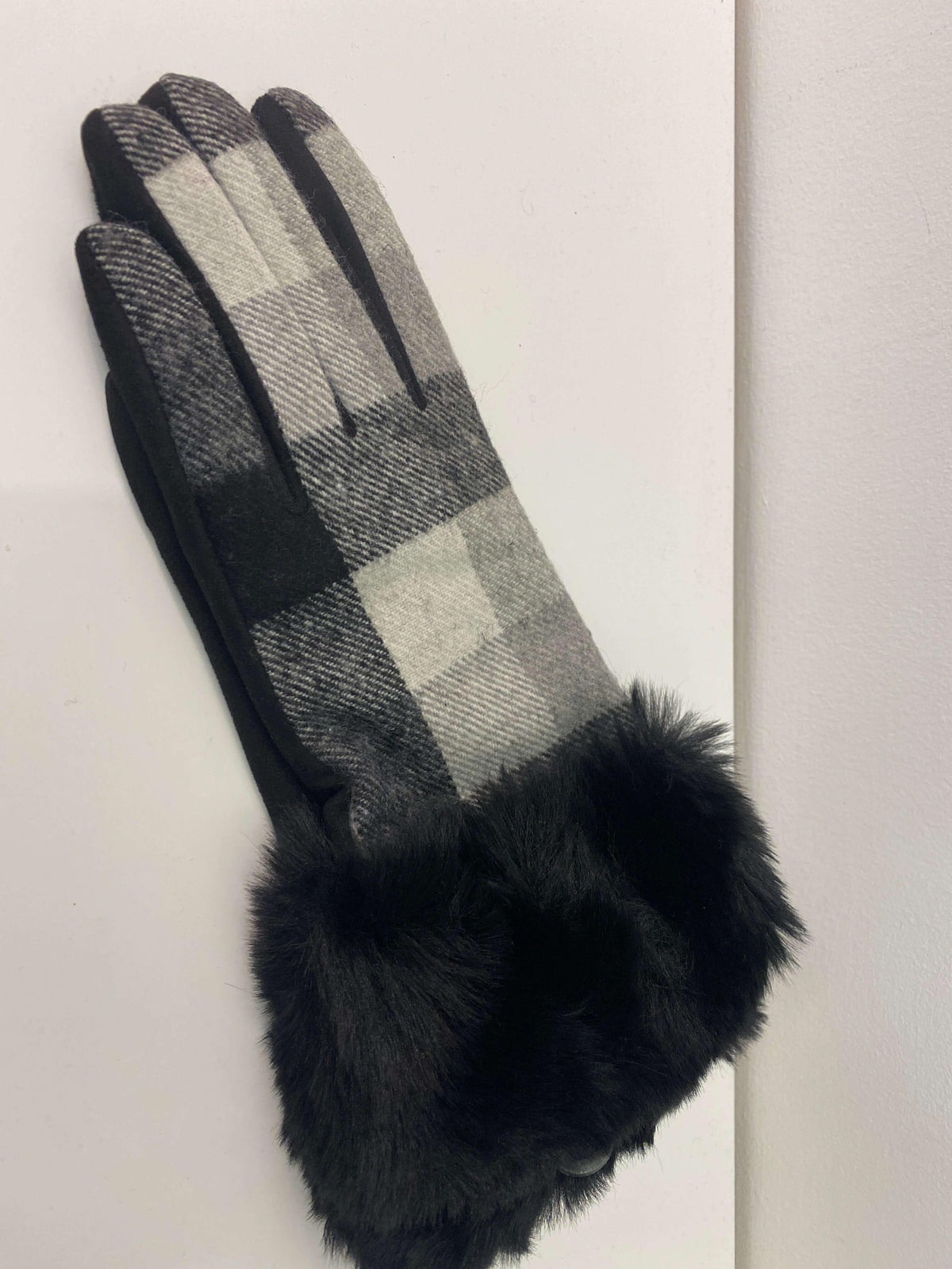 Faux Fur Printed Gloves