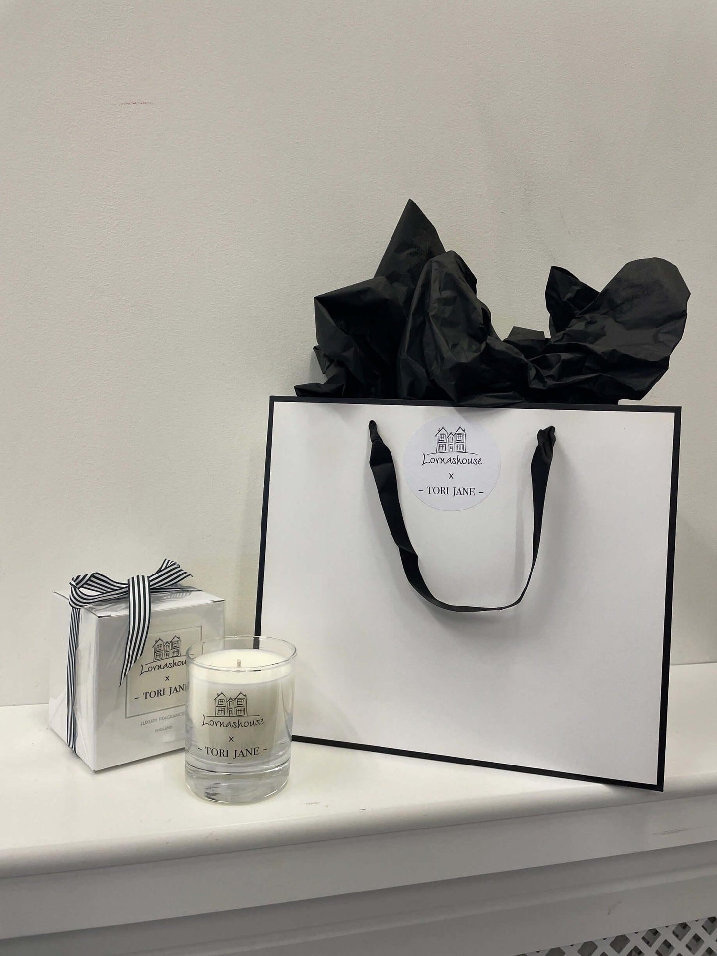 'Lornashouse X Tori Jane' Limited Edition Winter Garland Candle