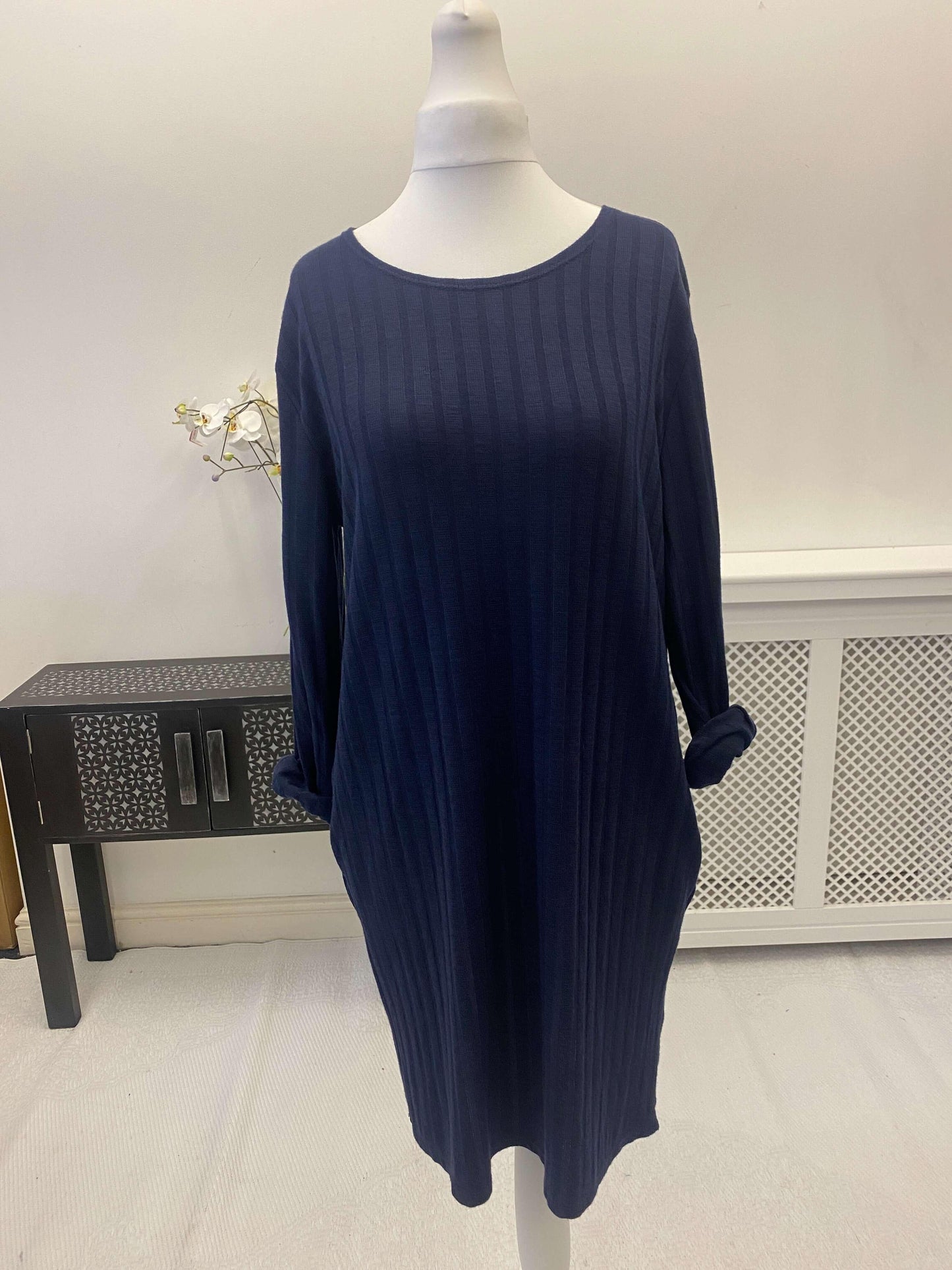 Louise Long Sleeve T-shirt Style Jumper Dress