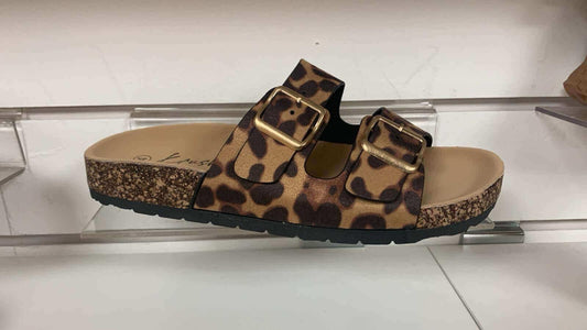 Summer Fashion Style: Elevate Your Look with Trendy Sandals