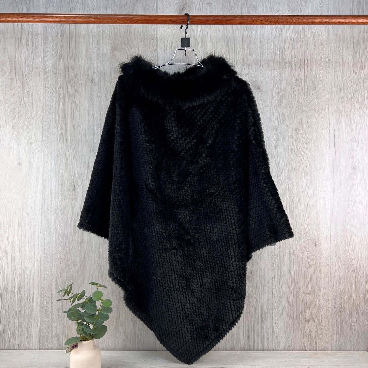 Ladies Faux Fur Collar Detail Fluffy Poncho