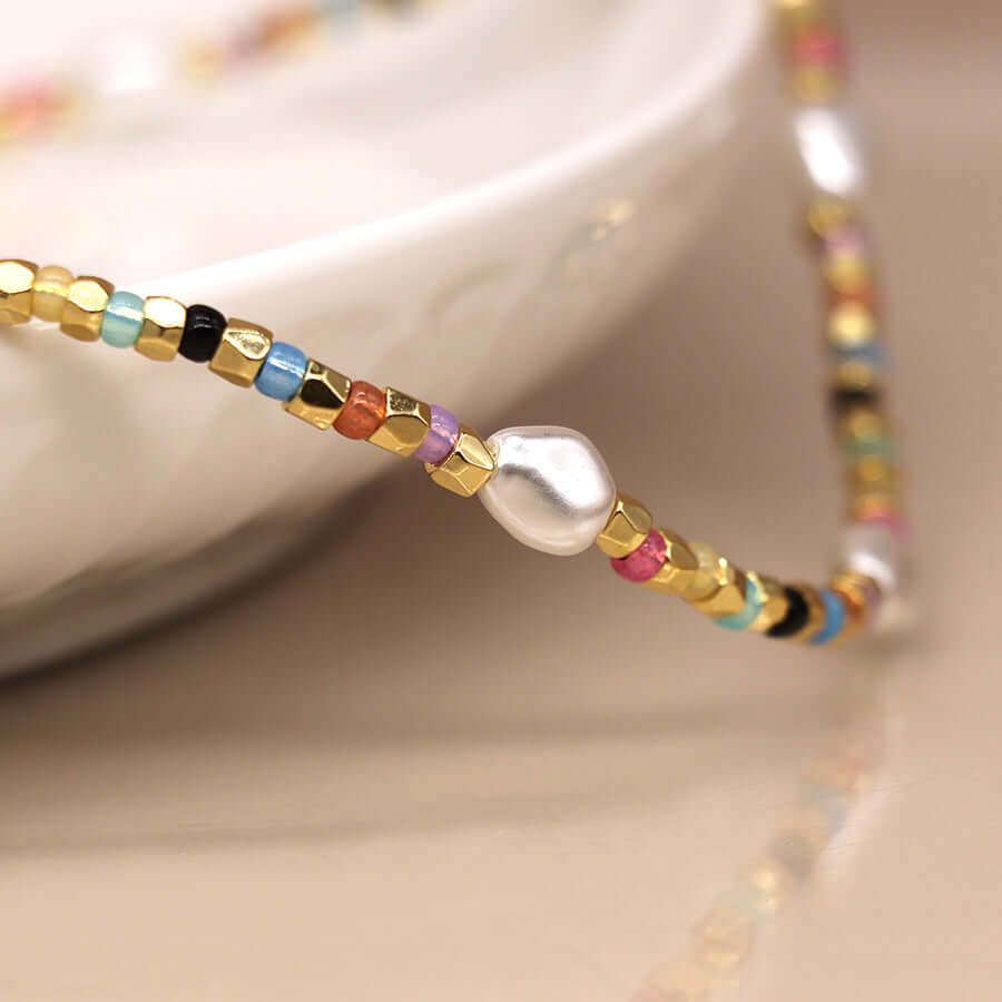 POM925 - Multicolour glass bead gold and pearl necklace