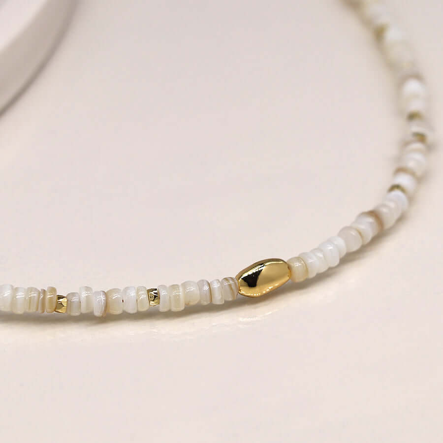 POM - Seed pearl and faux gold beads single strand necklace