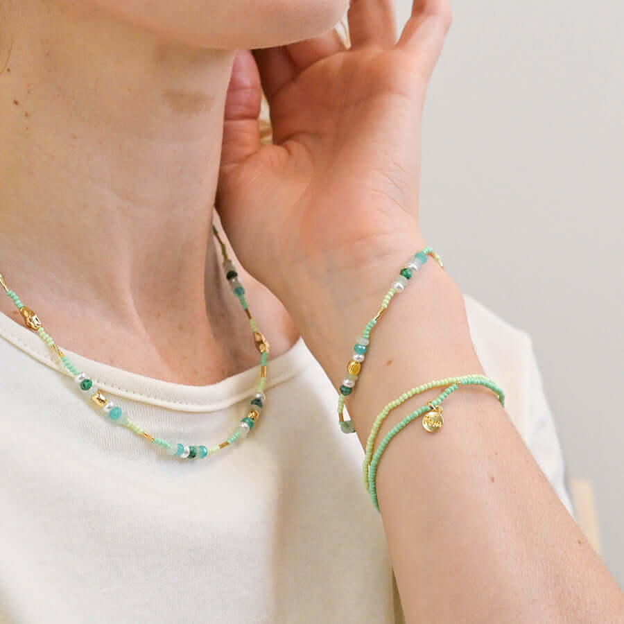 POM925 - Green mix fine beaded necklace with pearls