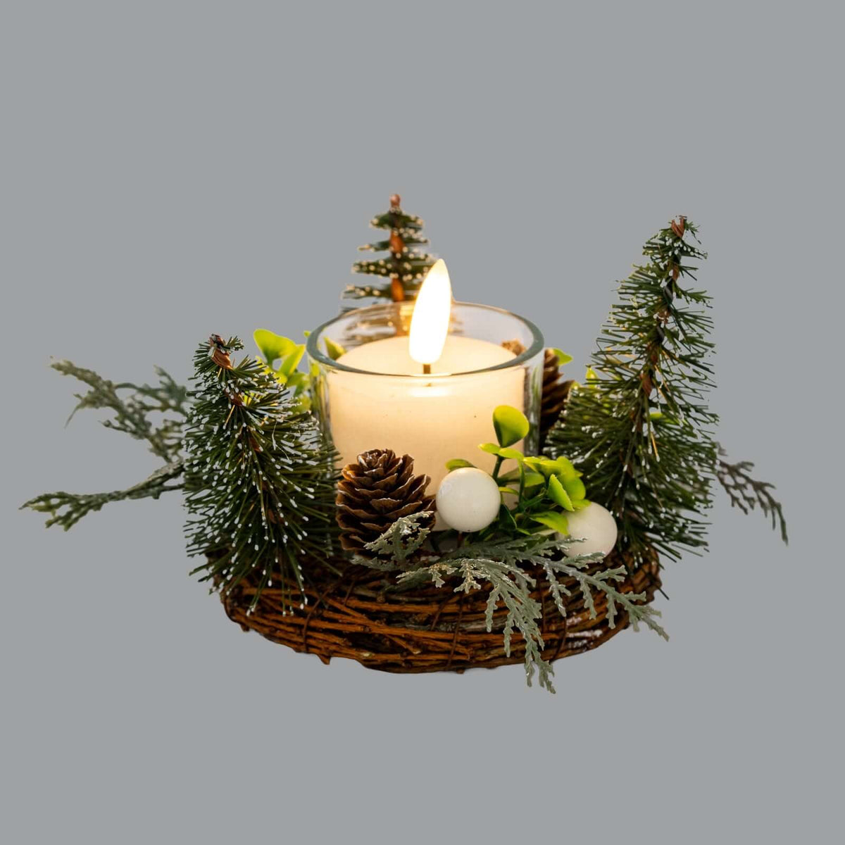 Brush Tree Candle Wreaths With Berries And Pinecones