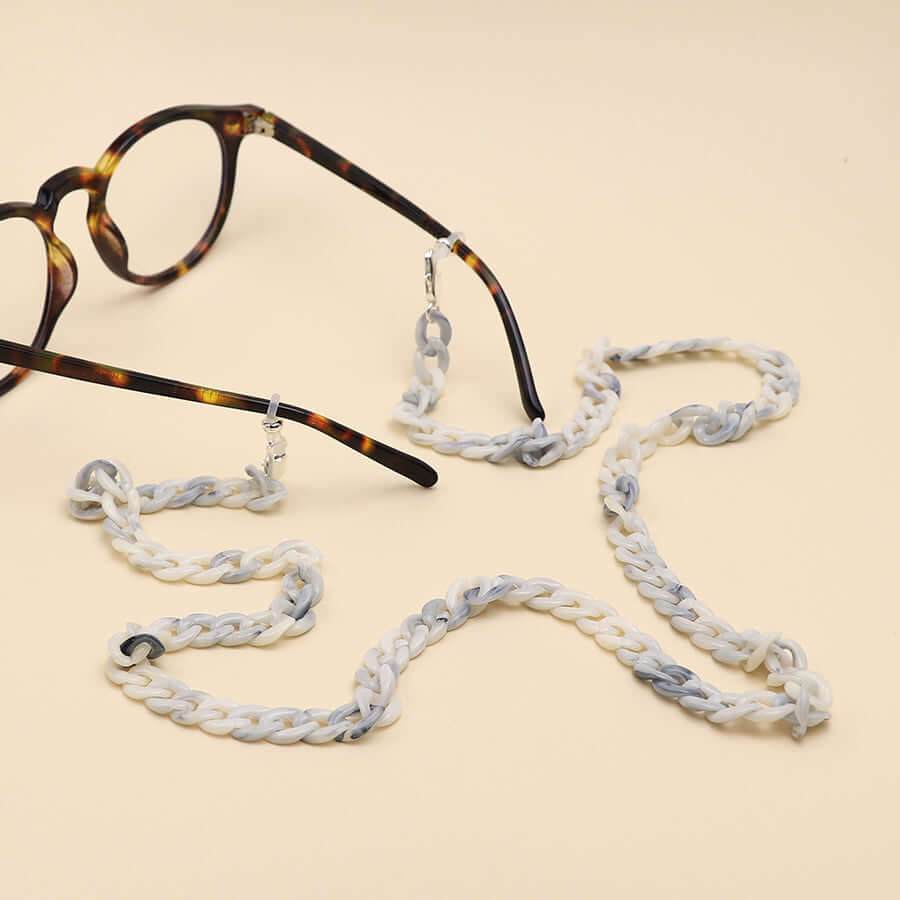 OM925 - Blue and white acrylic glasses chain