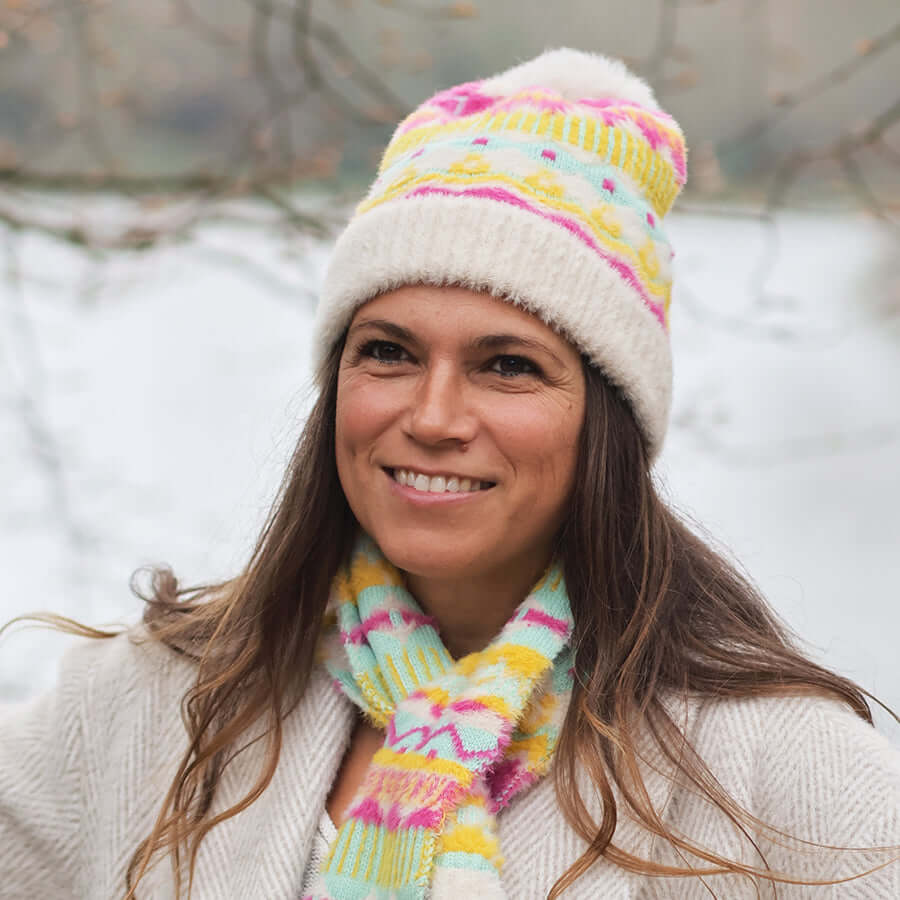 POM925 - Mia cream and neon mix pattern knit bobble hat