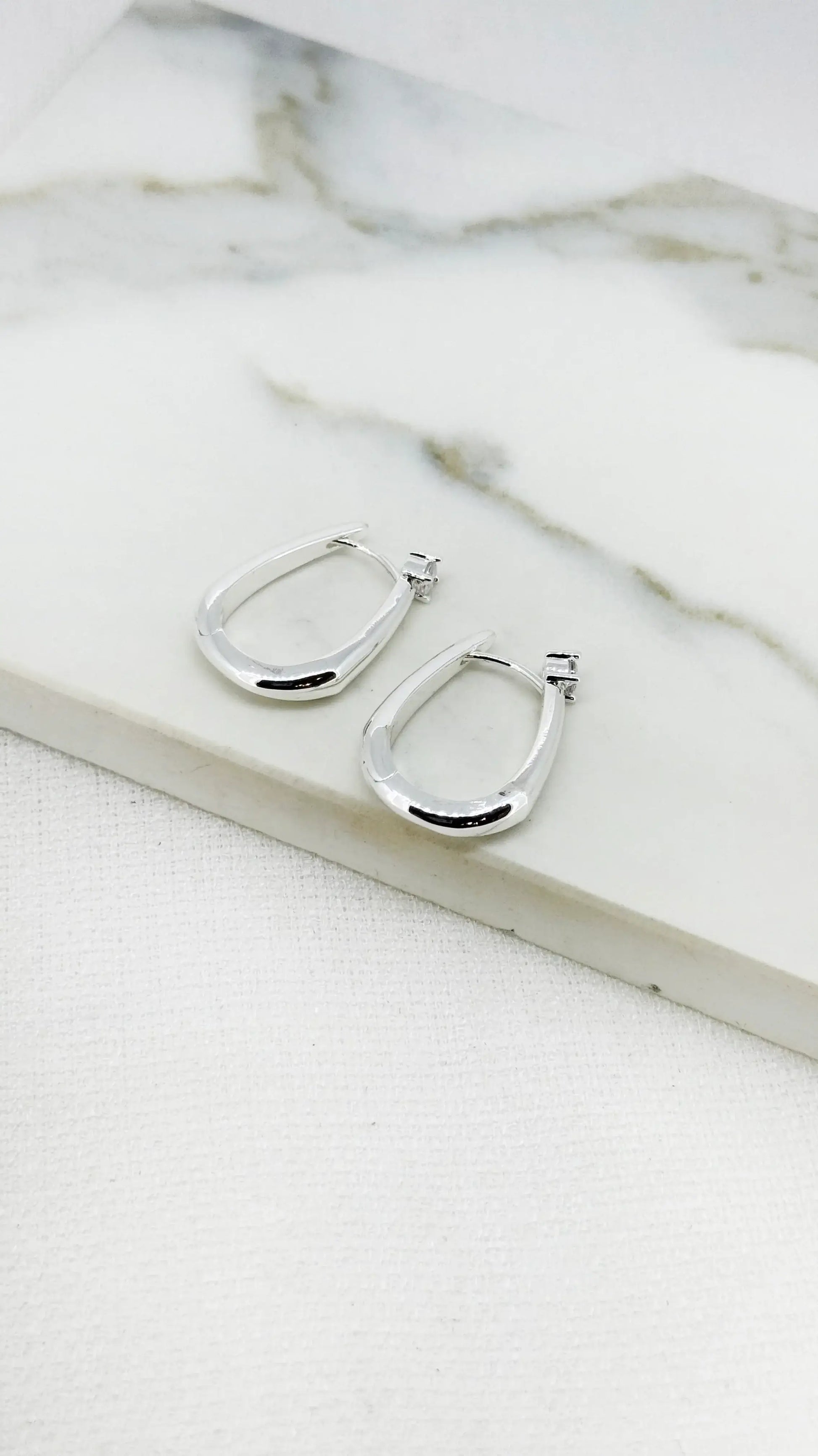 Envy Jewellery - Silver hoop earring