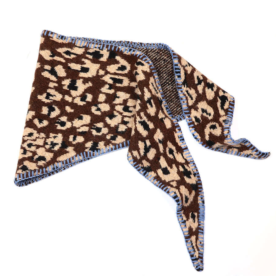 POM925 - Peggy animal print knit scarf with blue stitch detail