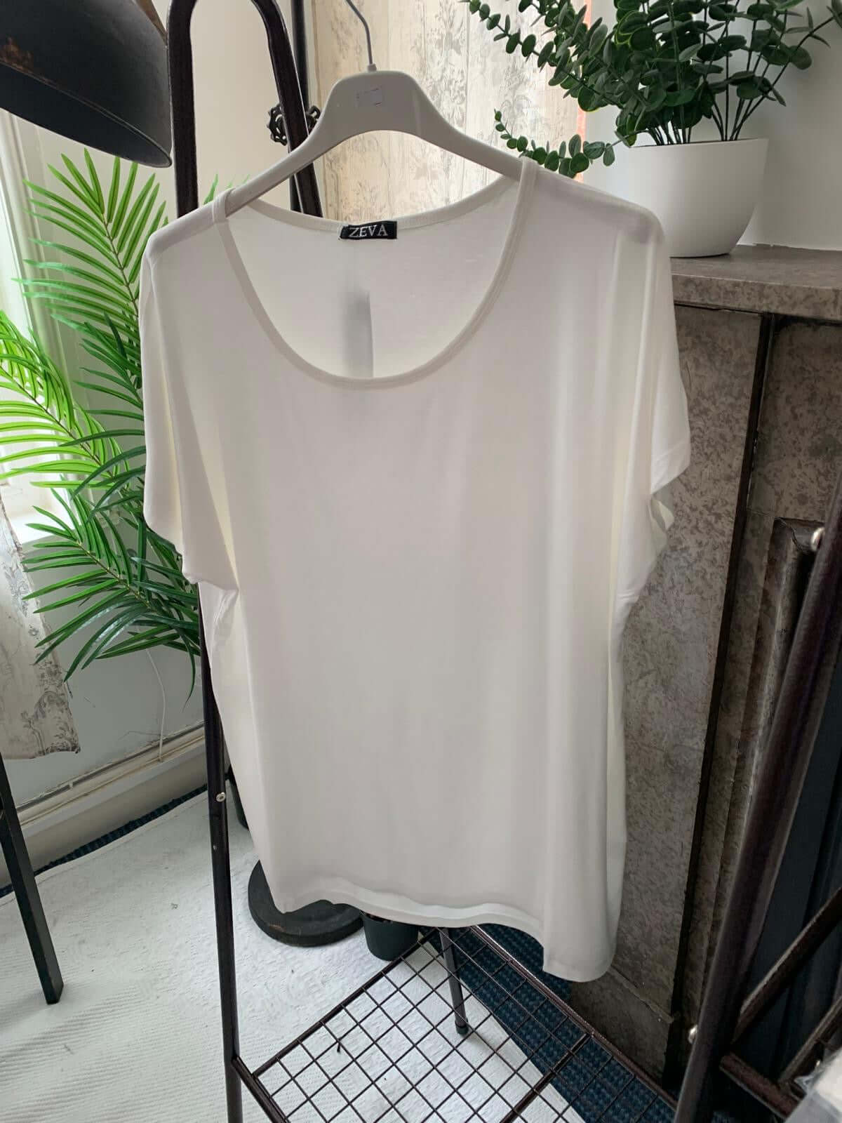 Chloe T shirt