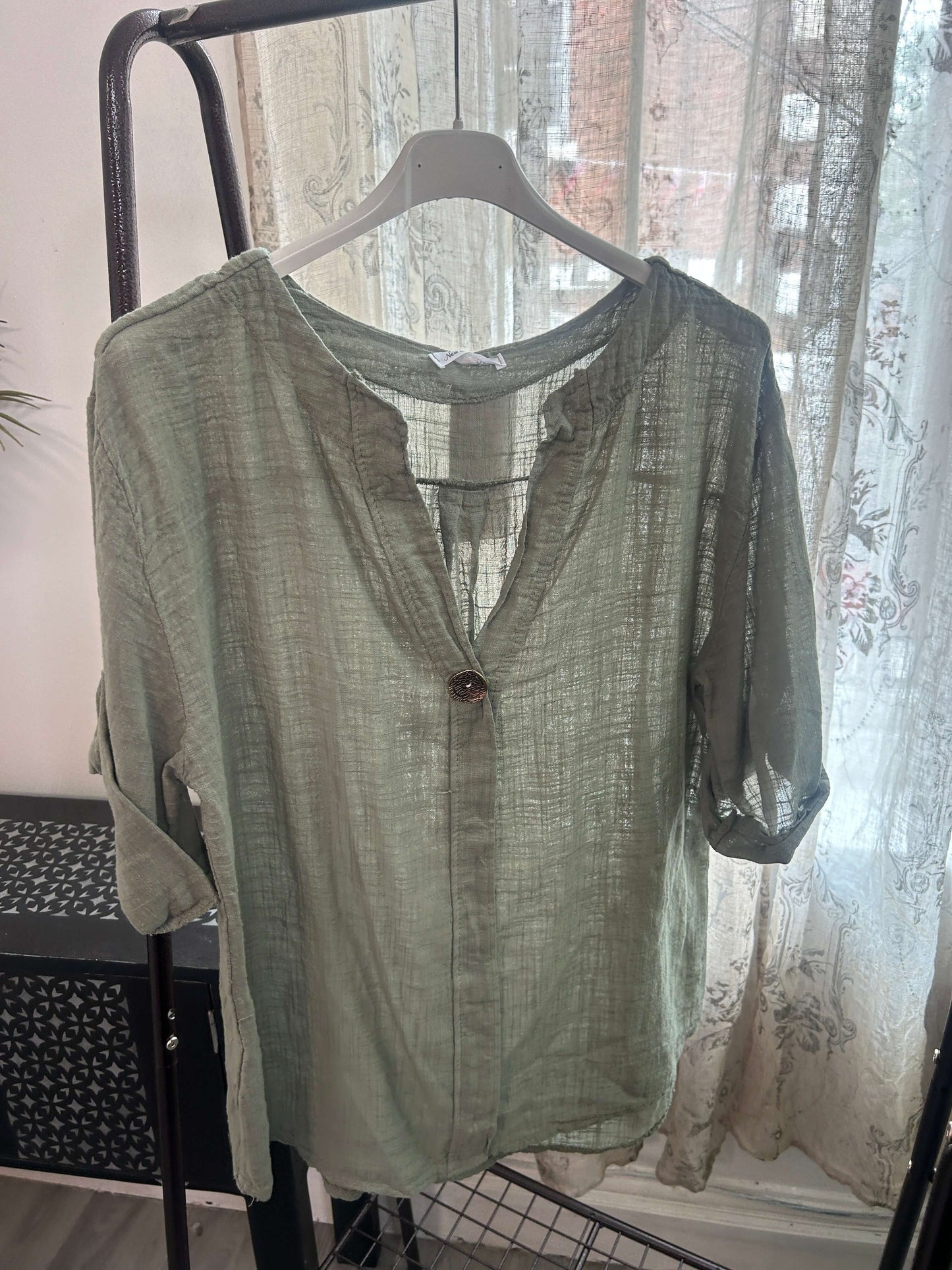 Atlanta One Button Boxy Slouchy Blouse