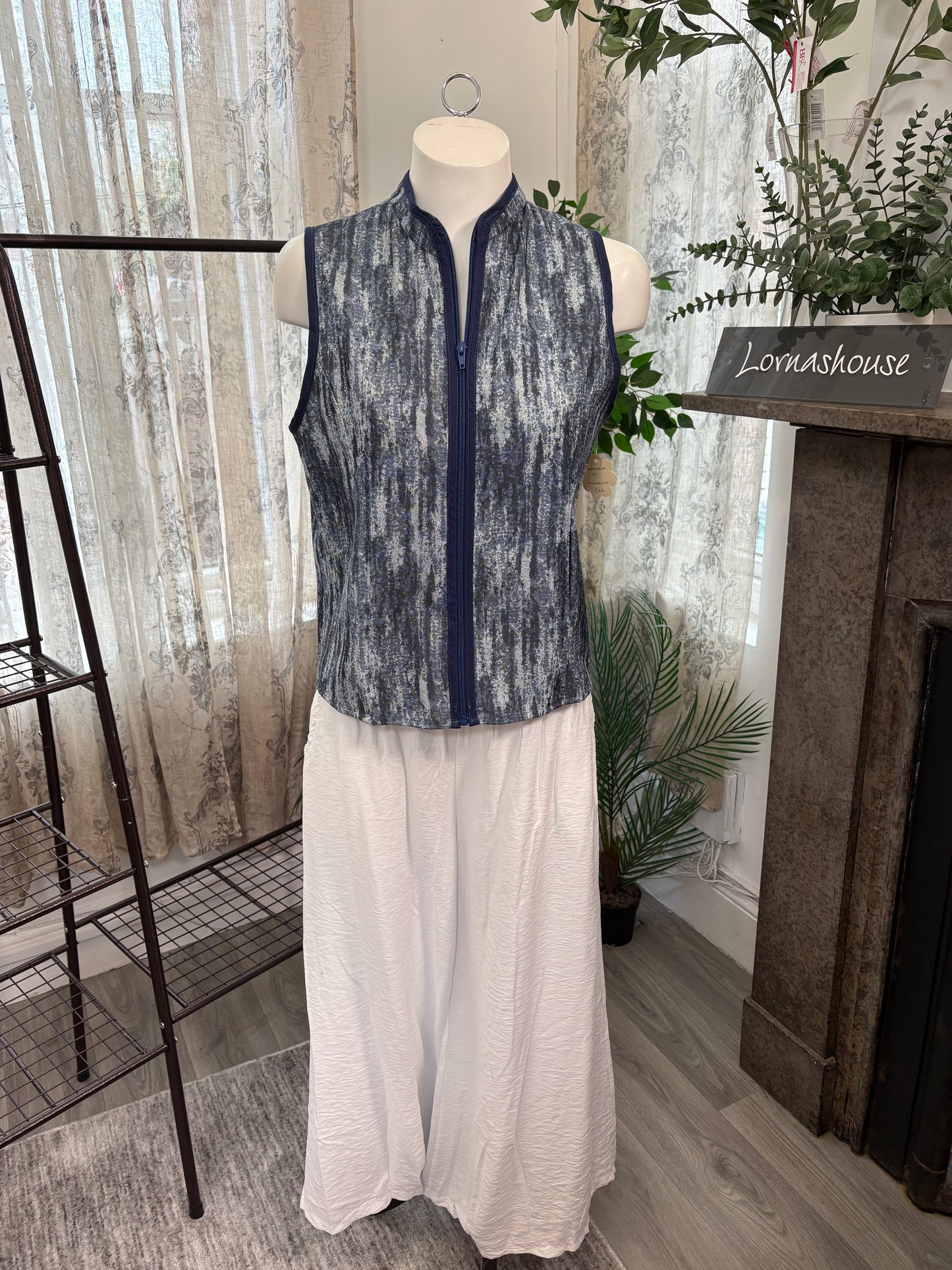 Lornashouse Exclusive by Annabelle - Zip-Up Stripe Wash Denim Waistcoat
