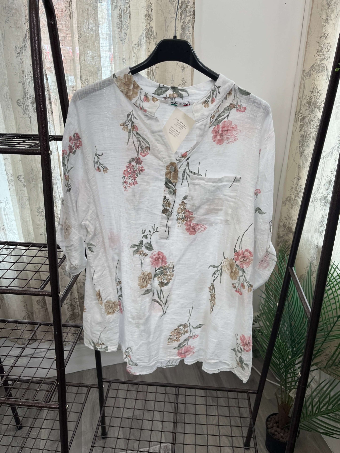 Luisa 3 Button Blouse - Vintage Floral