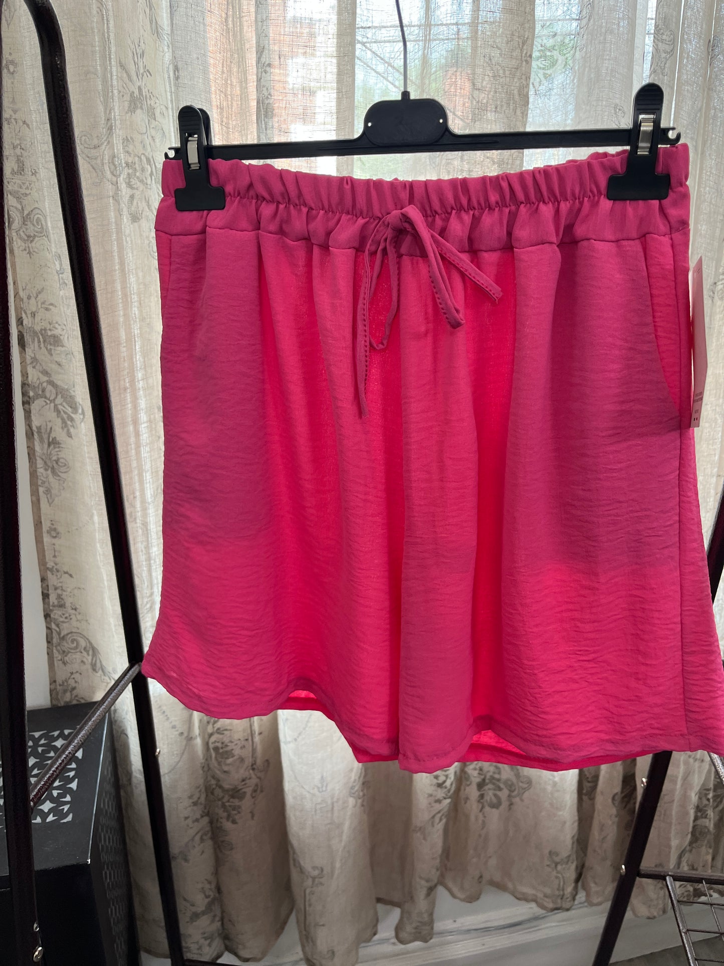 Plain Elegant Floaty Shorts