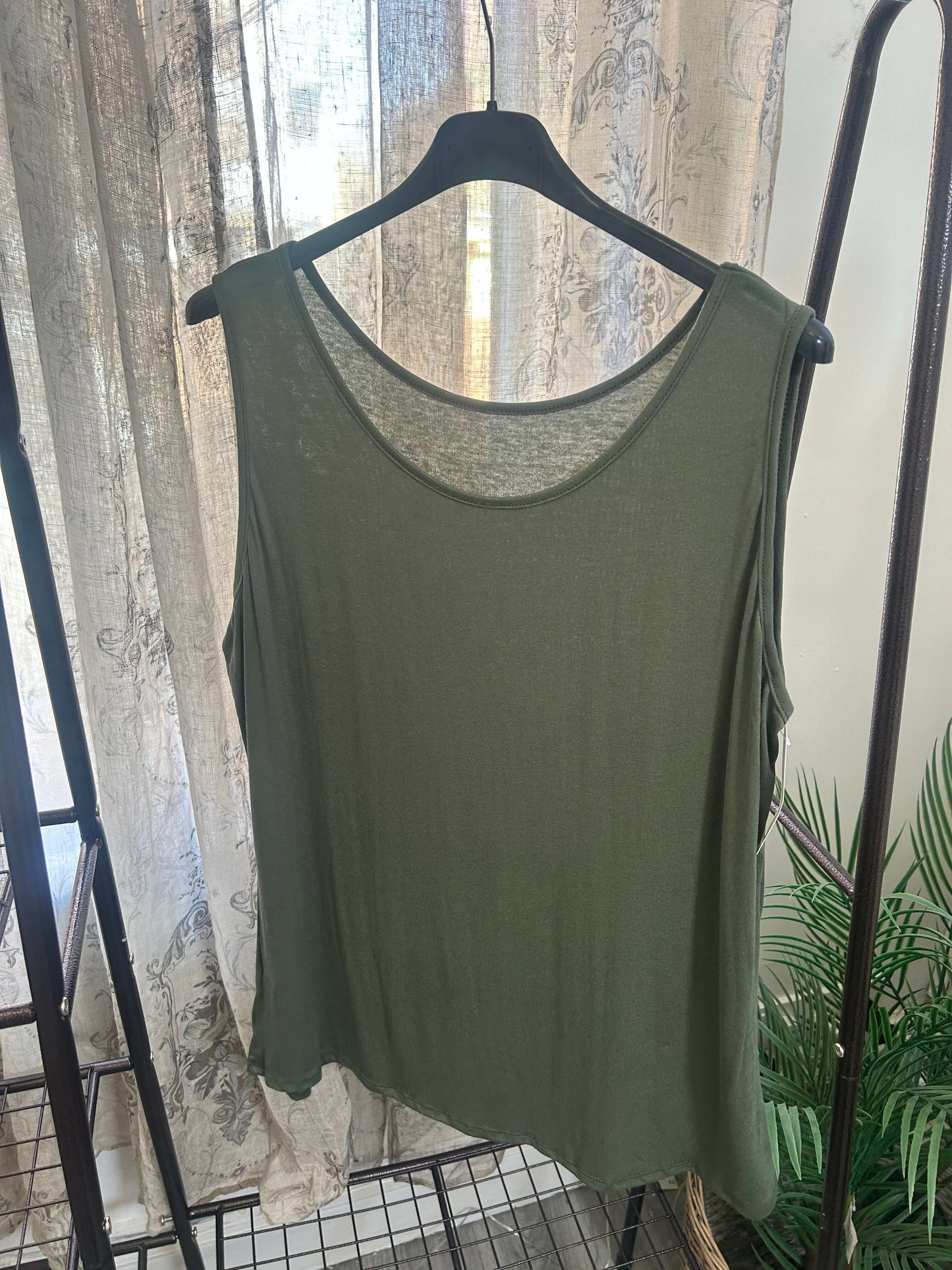 Lightweight Round Neck Layering Vest Top