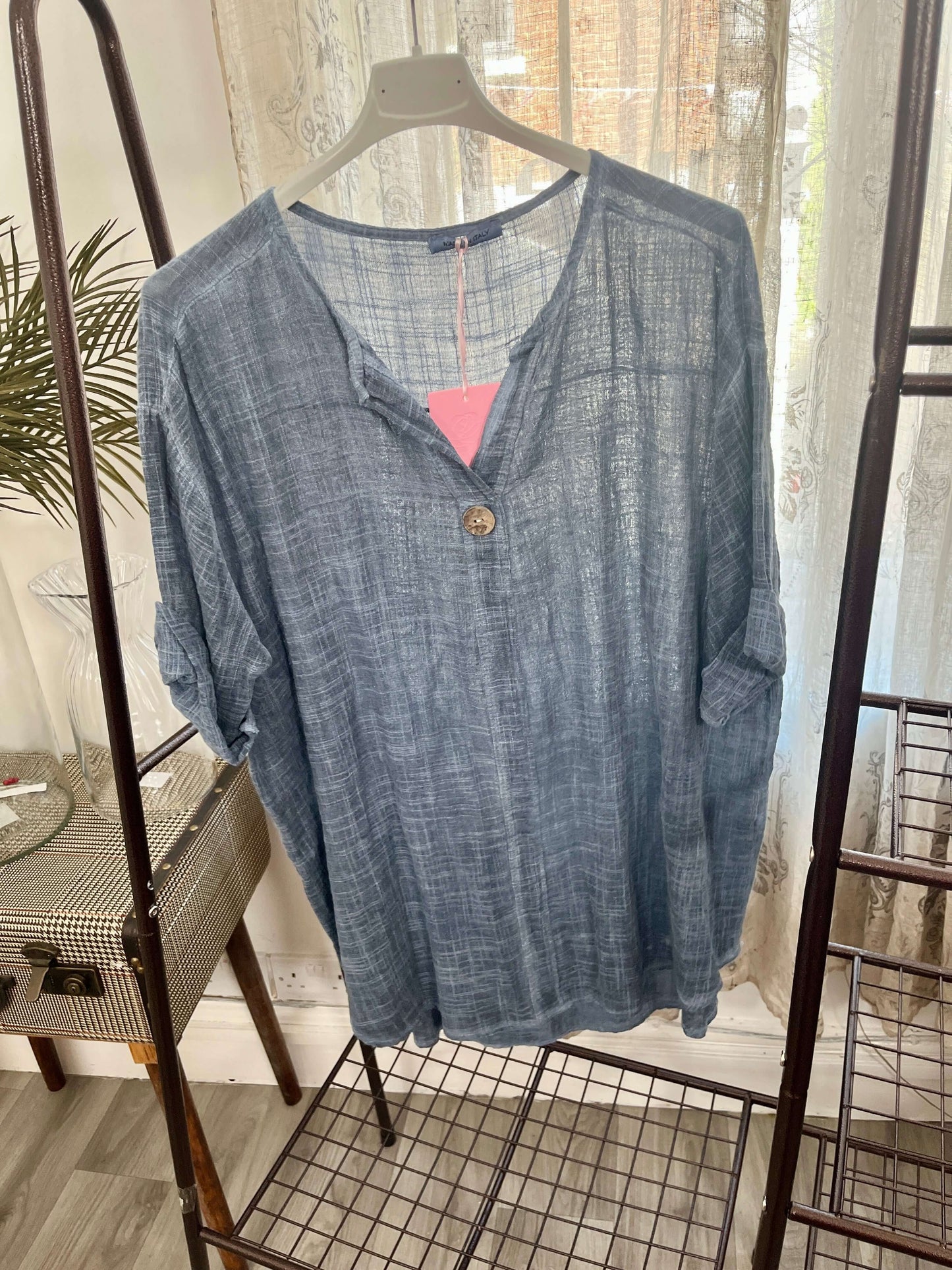 Anna One Button Linen Slouchy Blouse