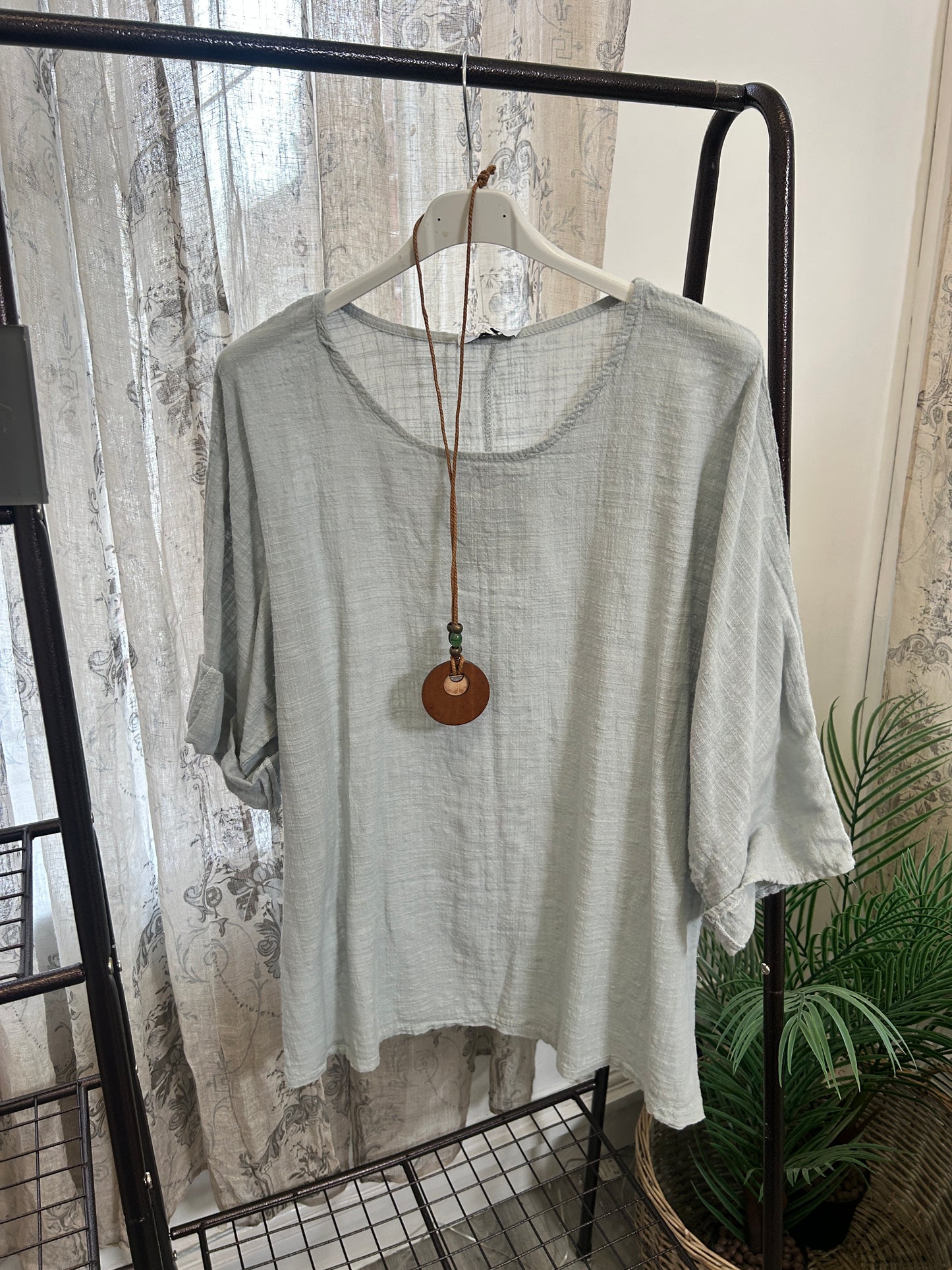 Sofia Ladies Linen Box Top With Necklace