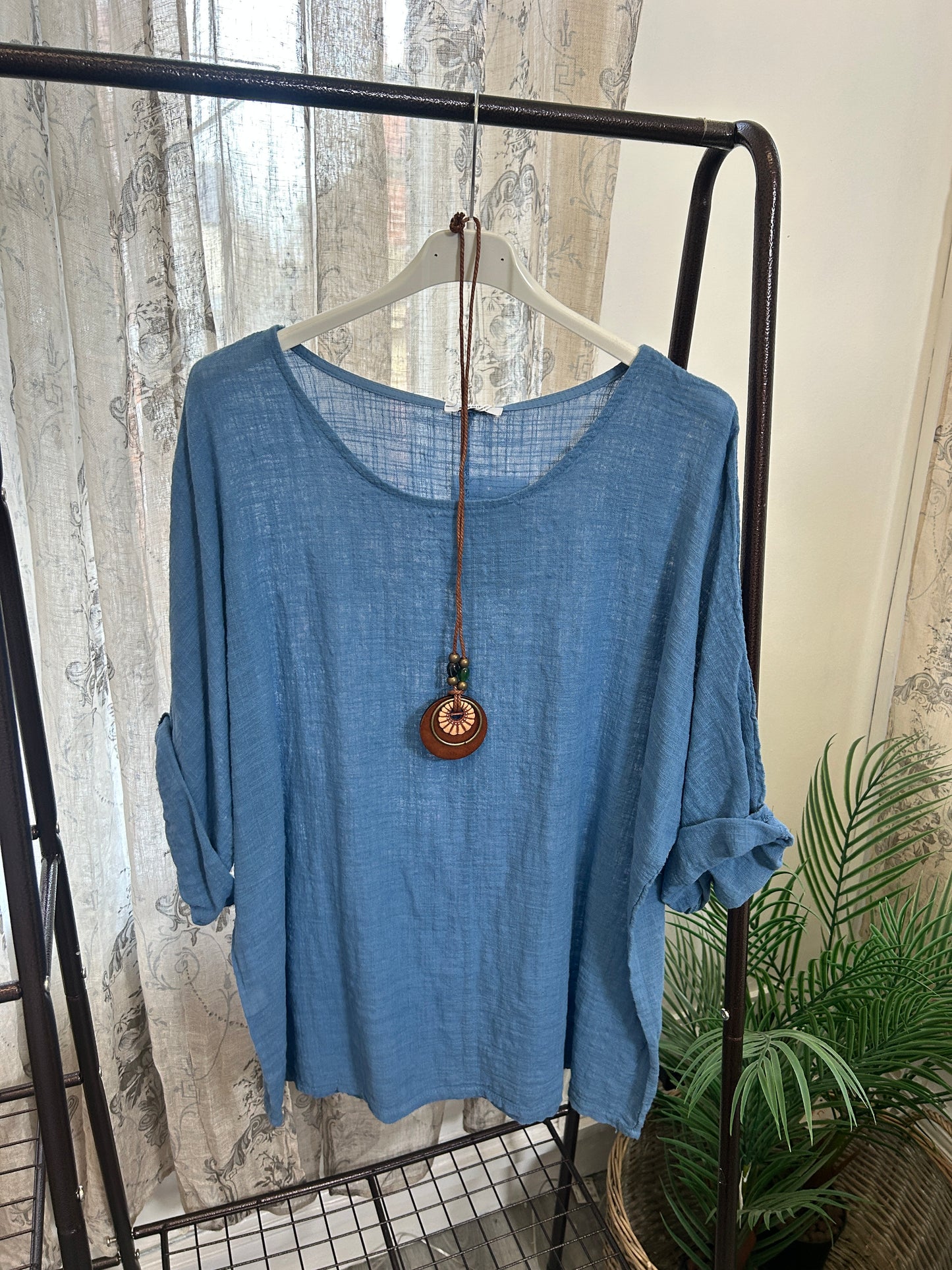 Sofia Ladies Linen Box Top With Necklace