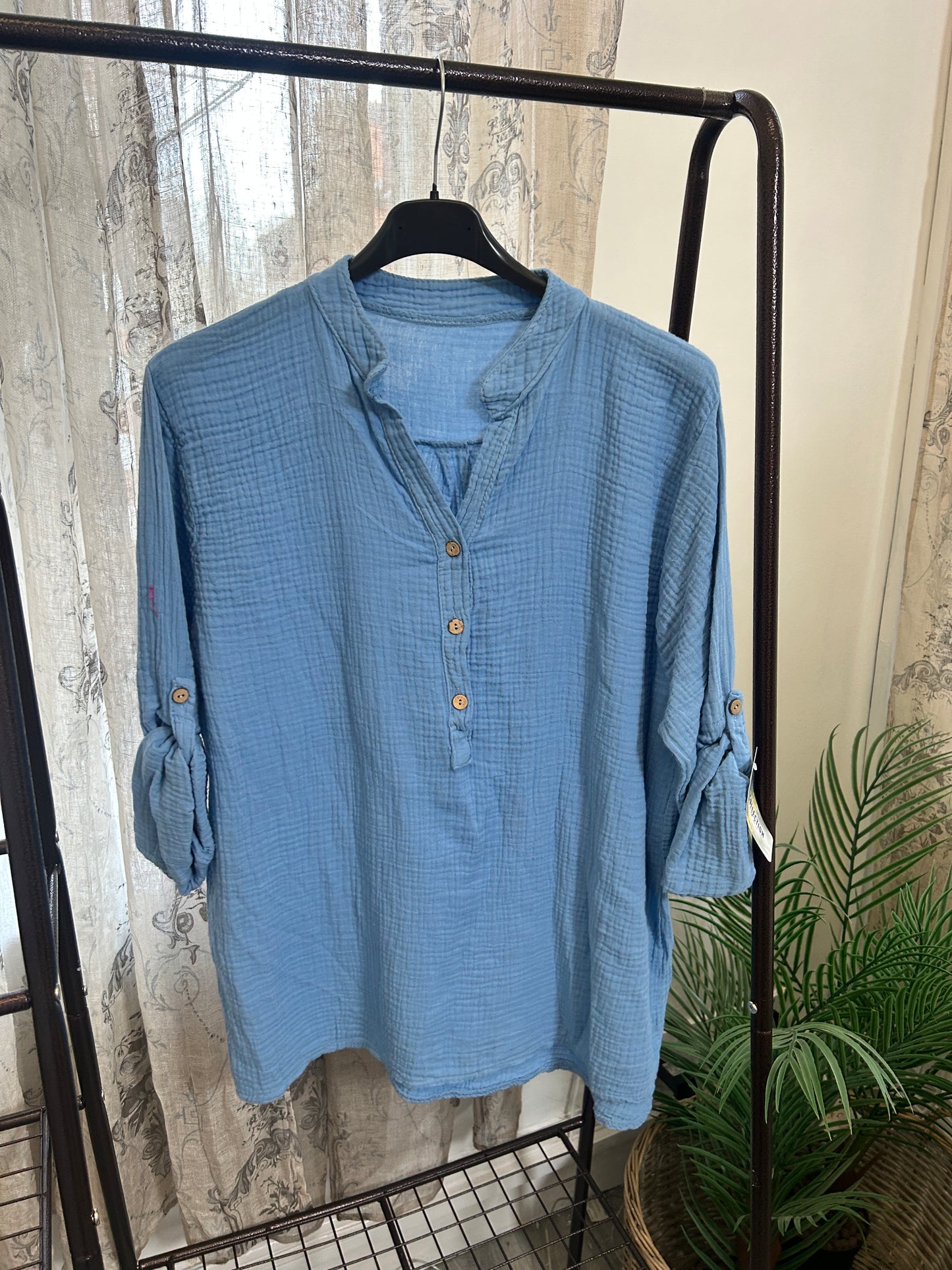 Sarah casual 3 Button Blouse - Cheesecloth