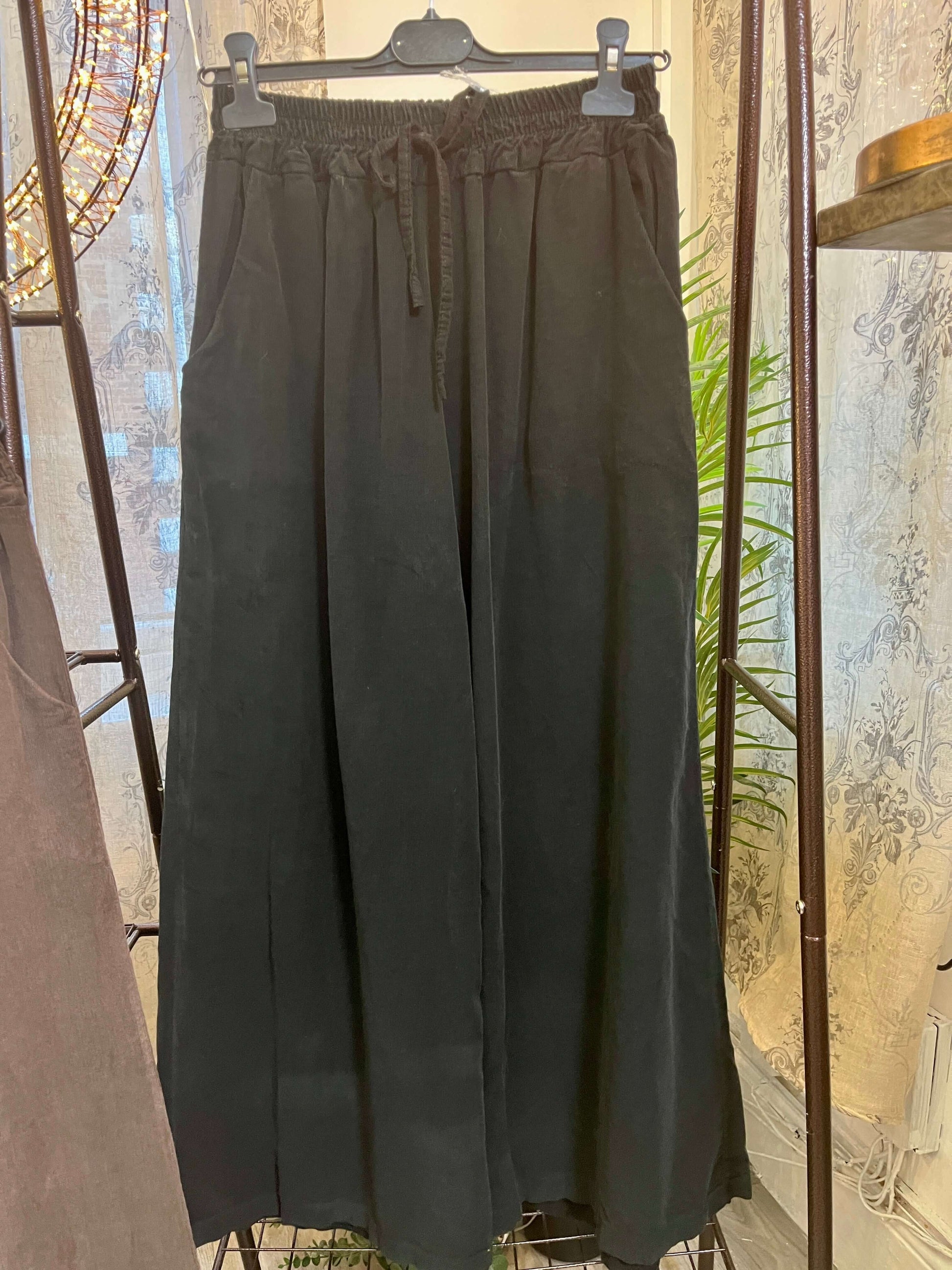 Verity Wide Leg Elasticated Waist Cord Trousers