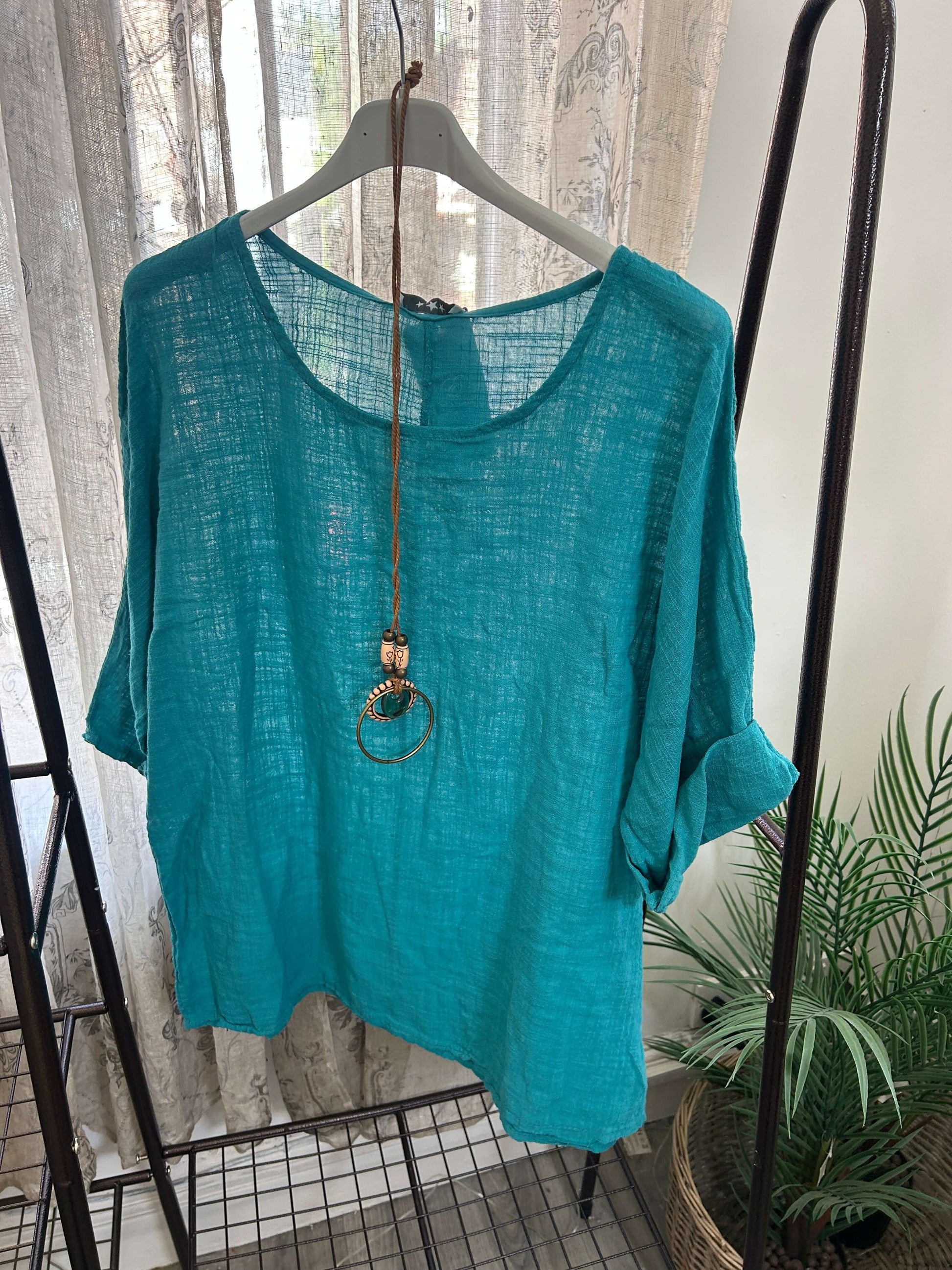 Sofia Ladies Linen Box Top With Necklace