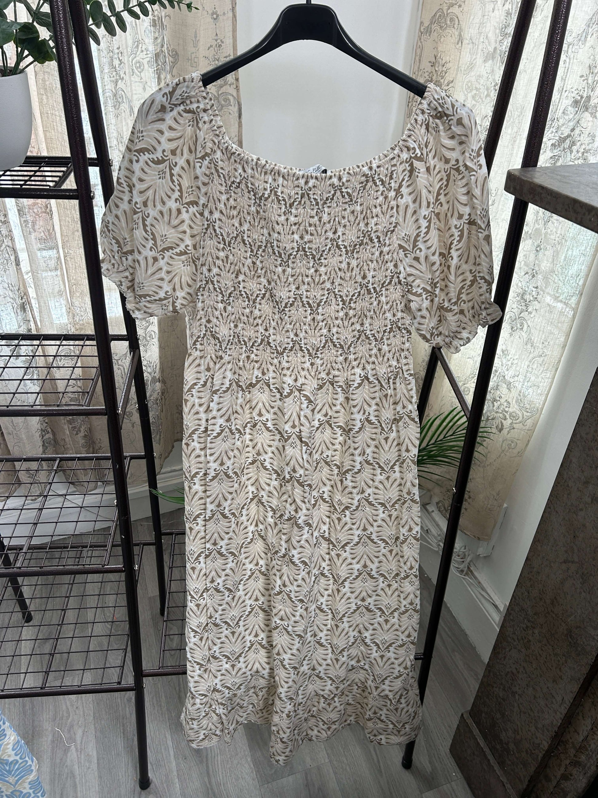 Cheesecloth Filigree Print Shirred Waist Maxi Dress