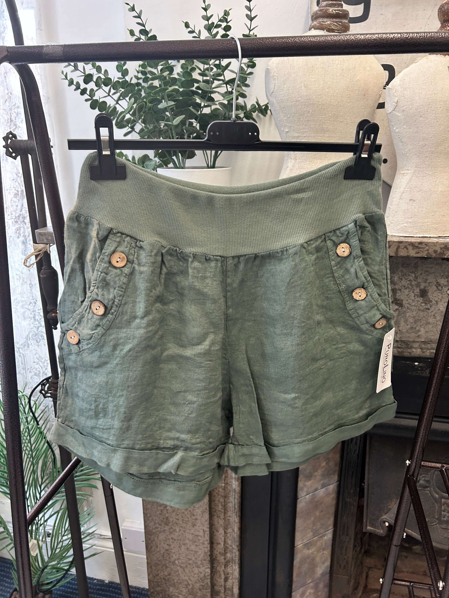 Made in Italy Linen Shorts - Large