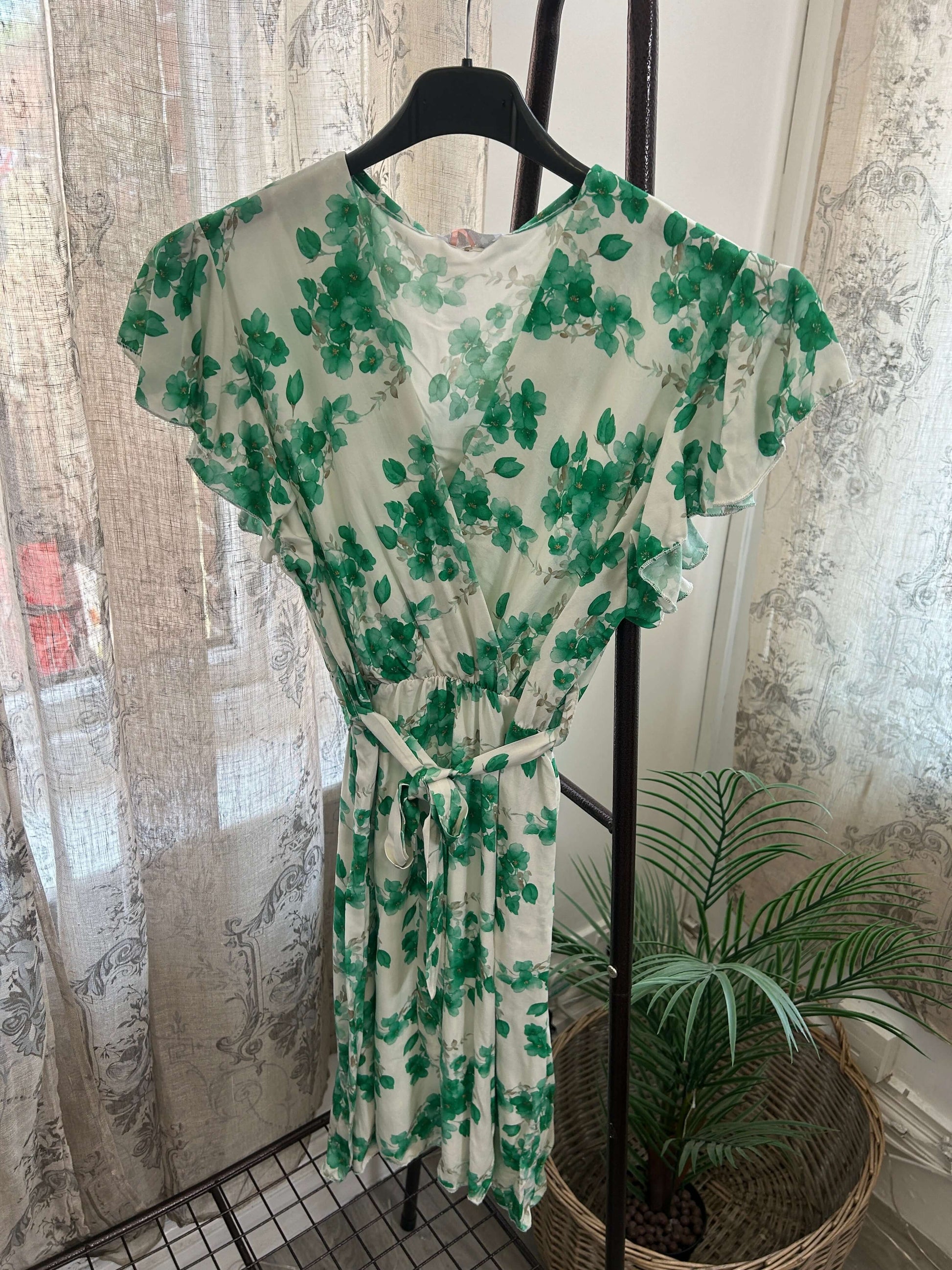 Ditsy Floral Tie Waist Tea Dress