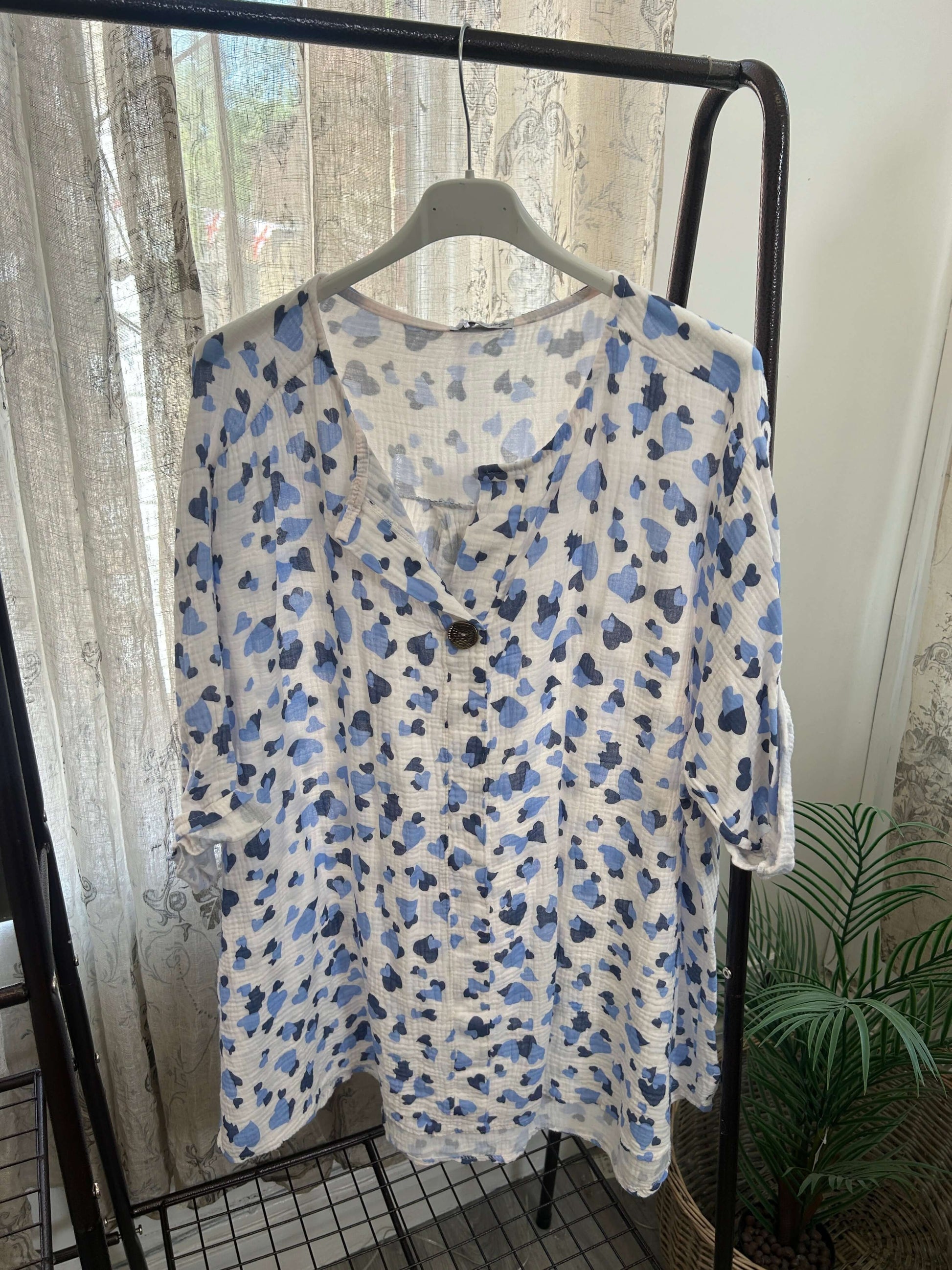 Heart Print Cheesecloth One Button Blouse