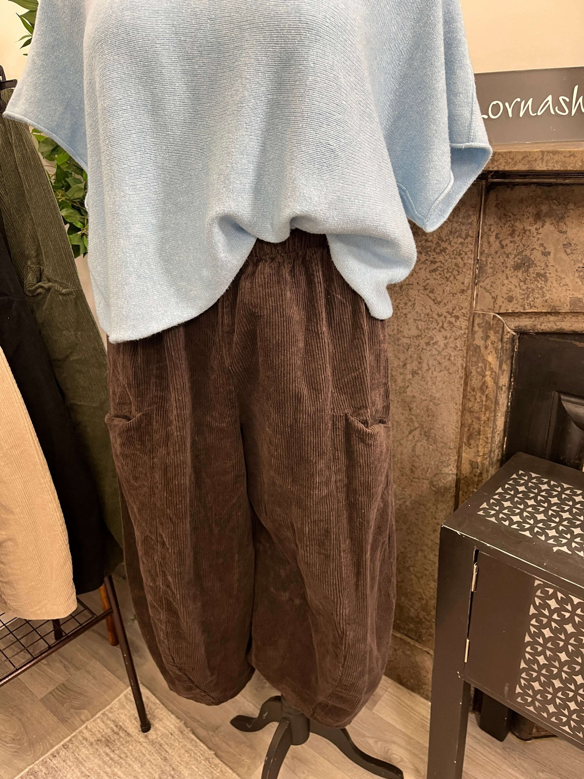 Jumbo Cord Ladies Barrel Trouser