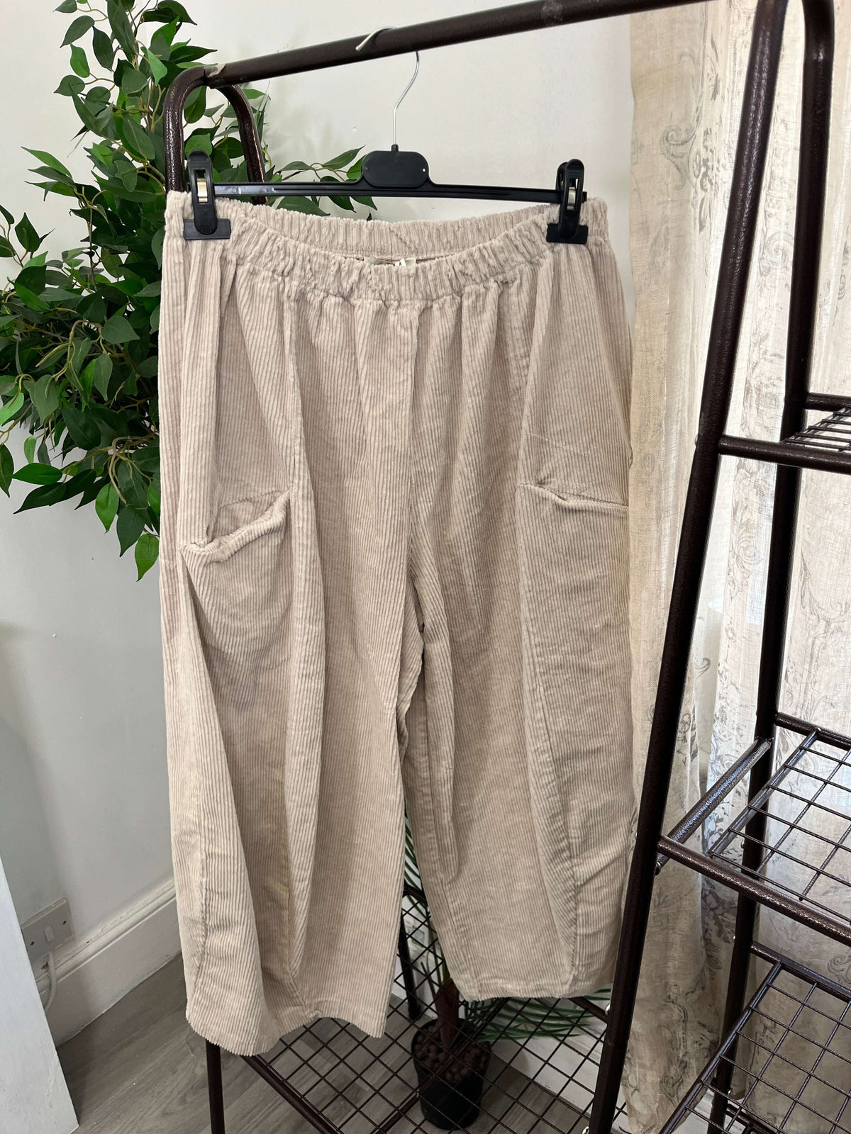 Jumbo Cord Ladies Barrel Trouser