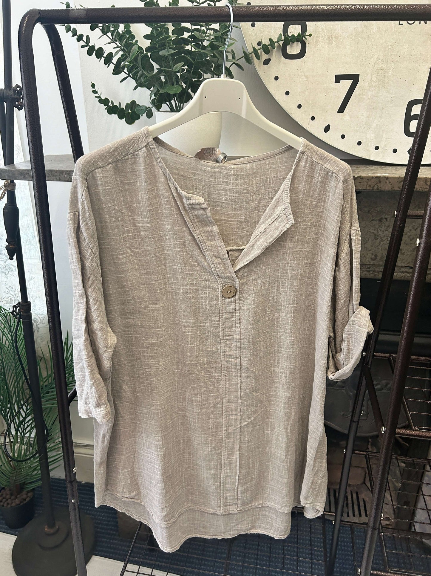 Anna One Button Linen Slouchy Blouse