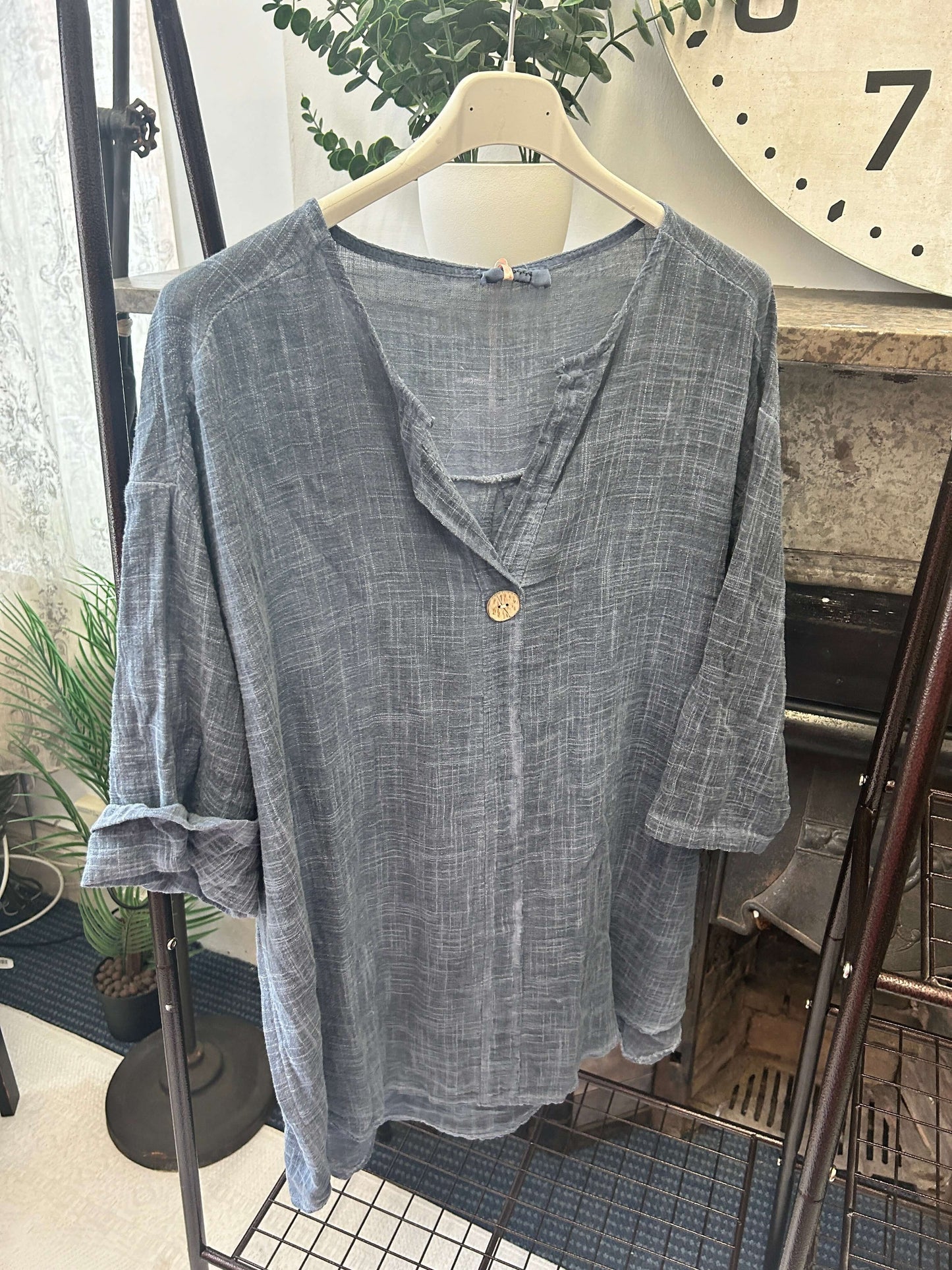 Anna One Button Linen Slouchy Blouse