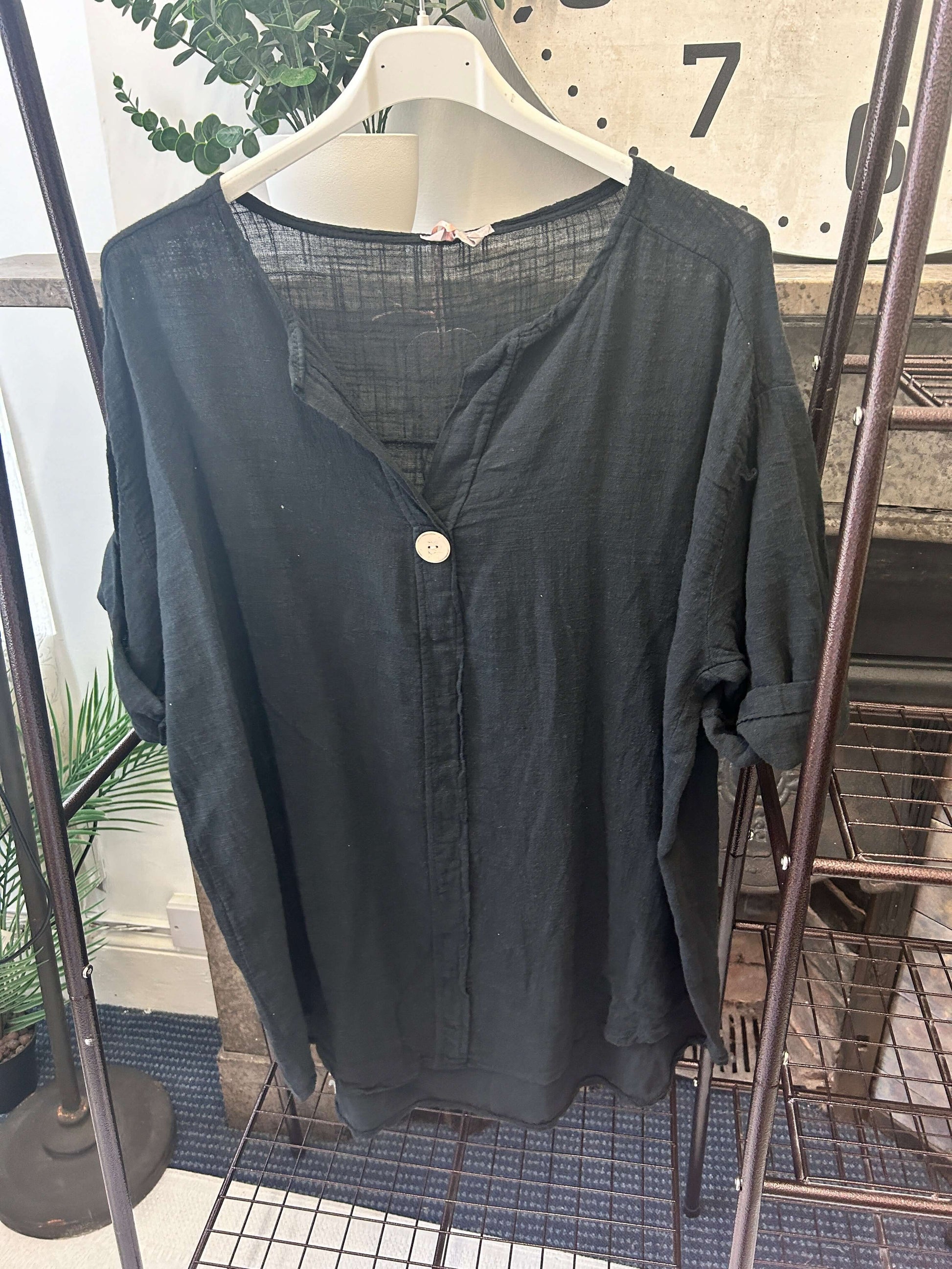 Anna One Button Linen Slouchy Blouse