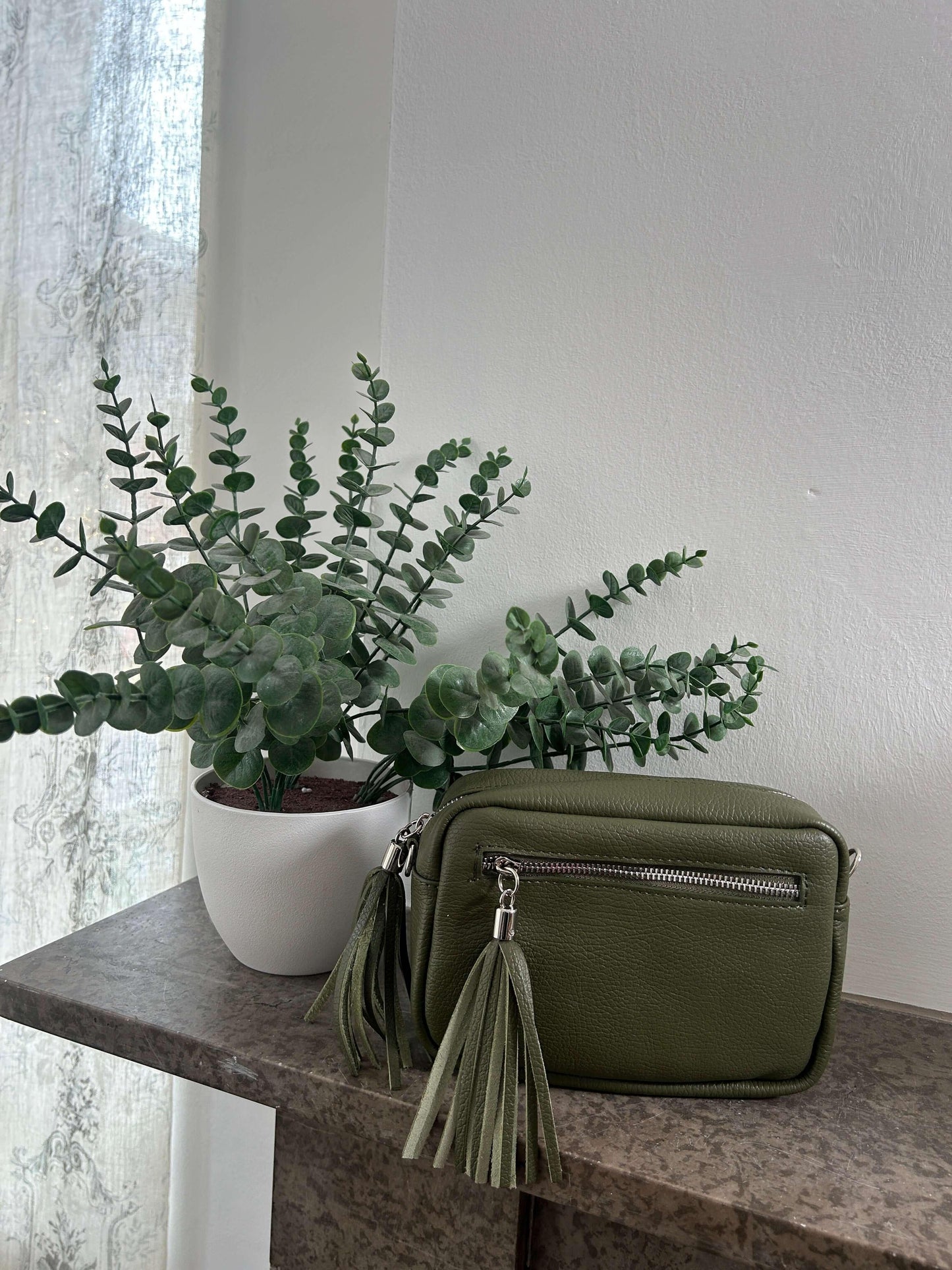 Ladies Leather Tassel Bag