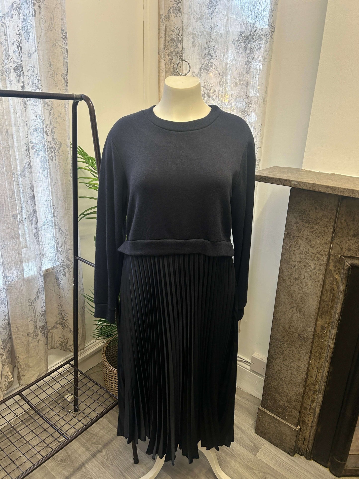 Pleated Maxi Dress with Jersey Top