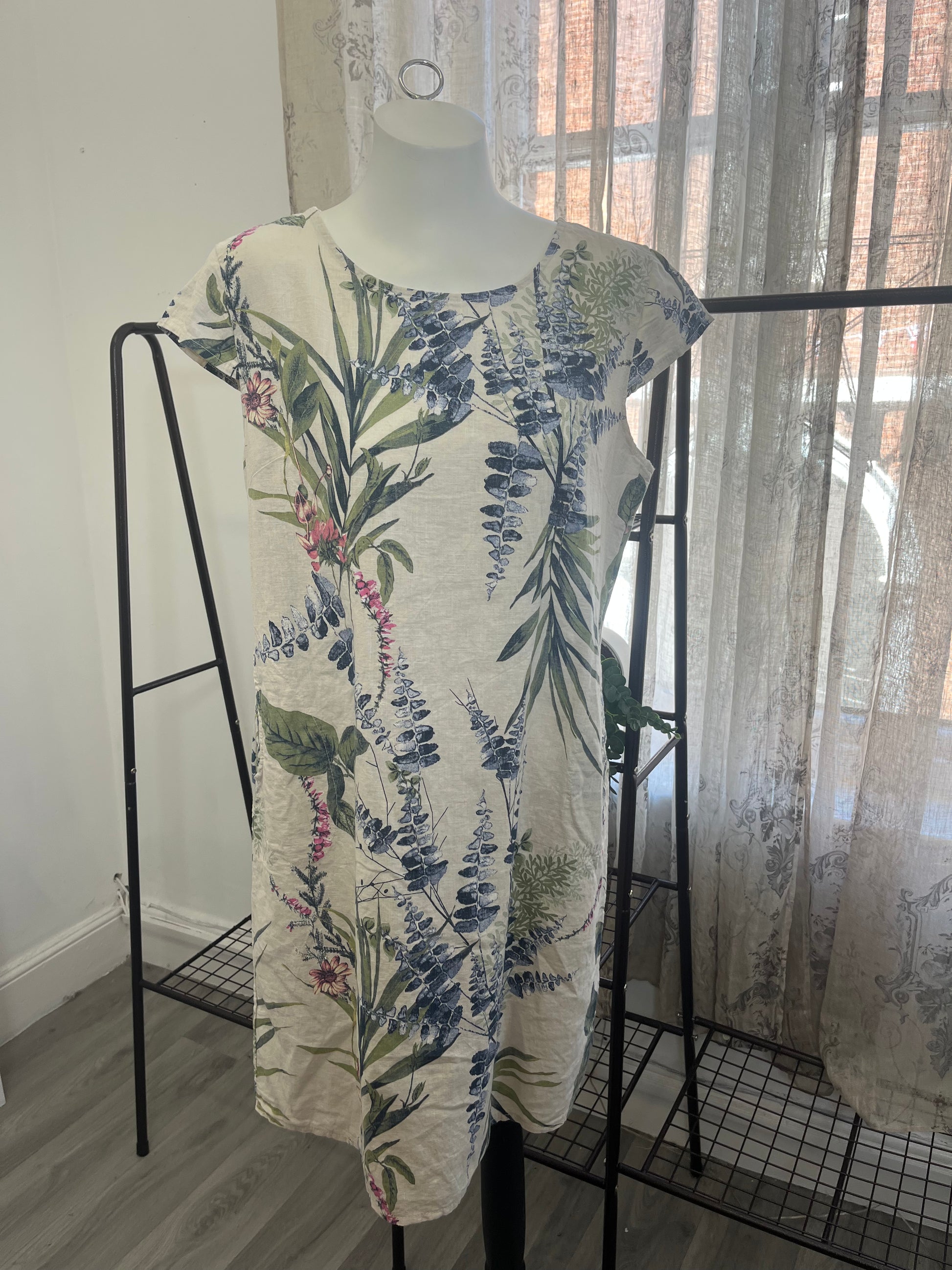 Floral Side Panel Shift Dress
